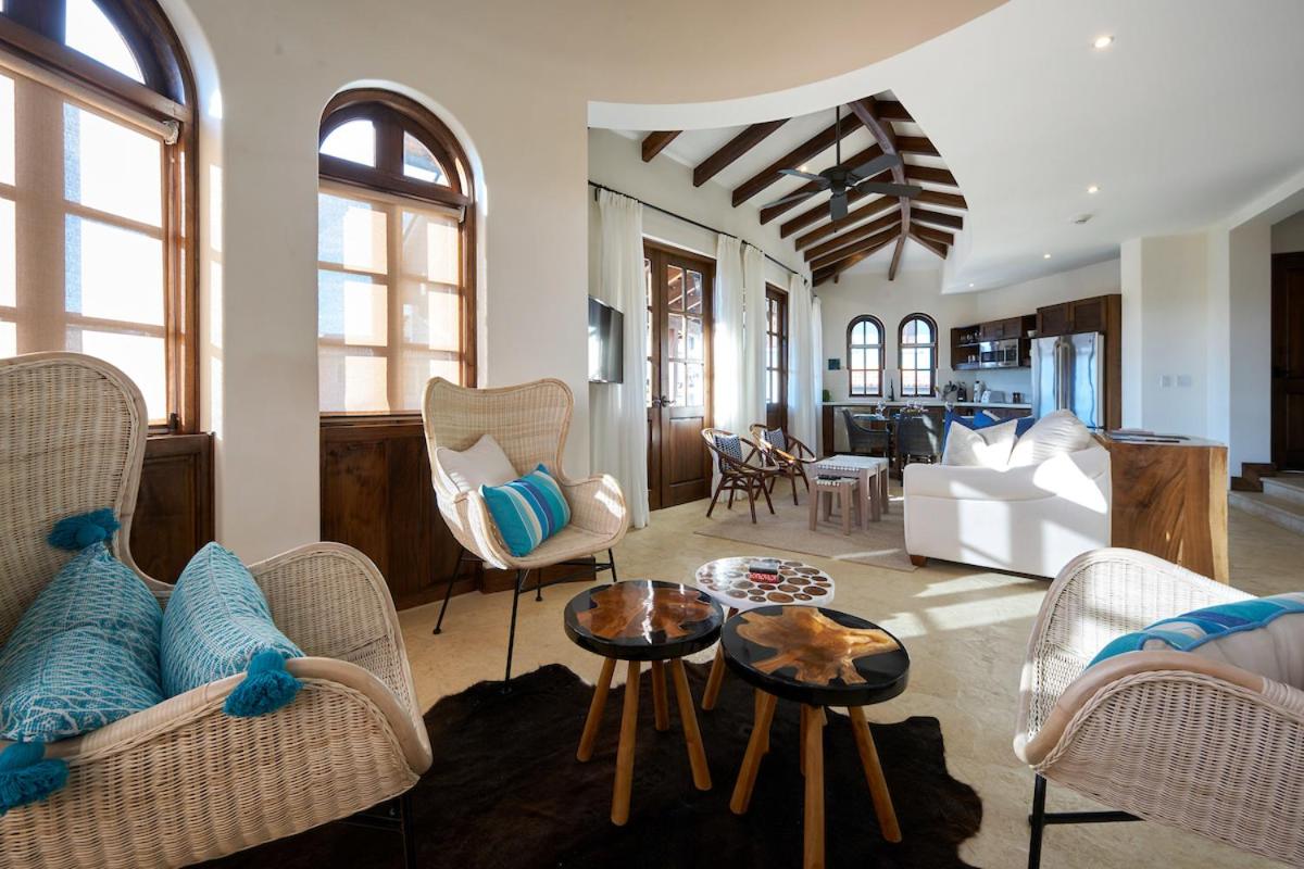 One-Bedroom Apartment with Balcony
