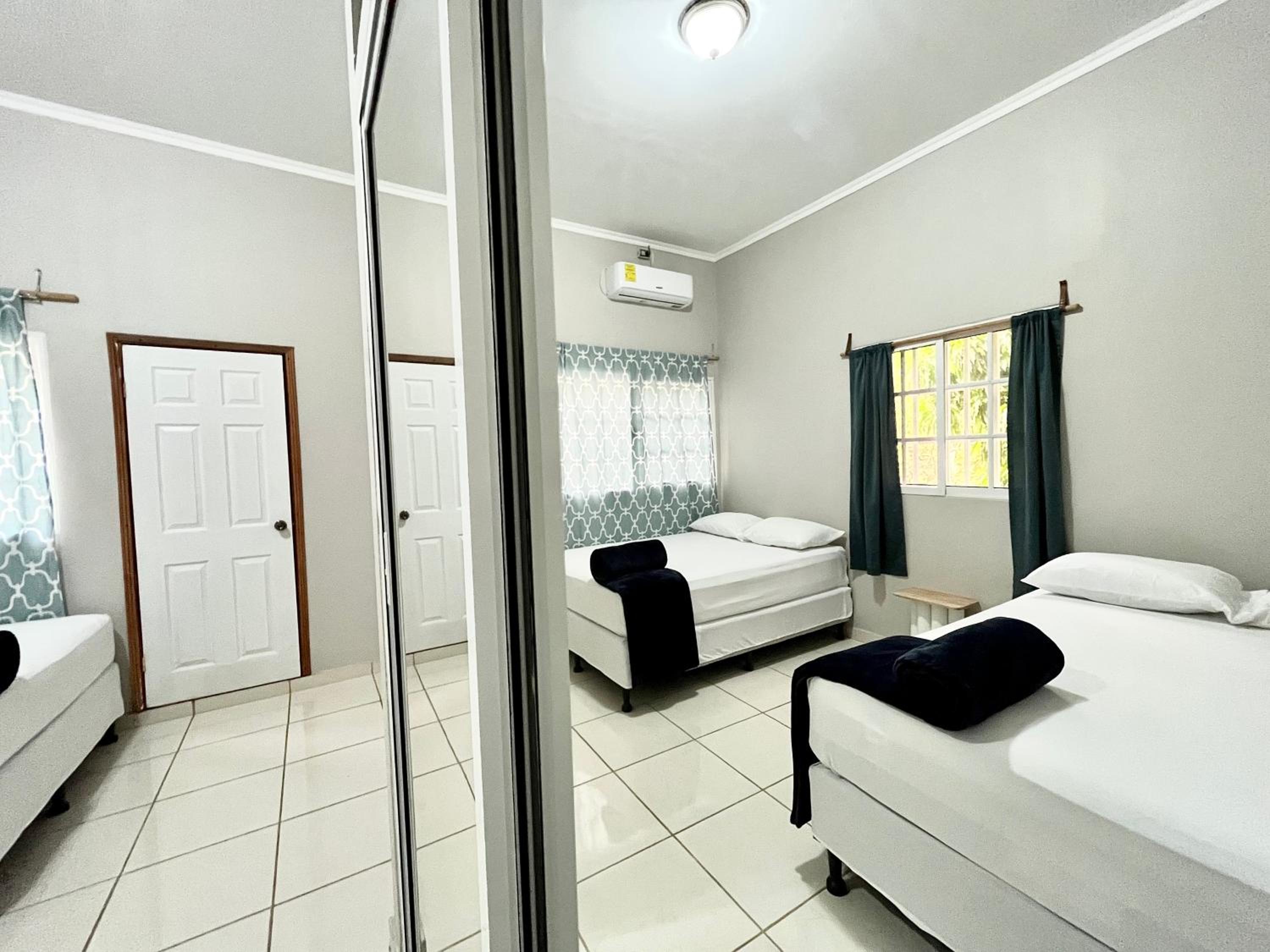Twin Room photo 2