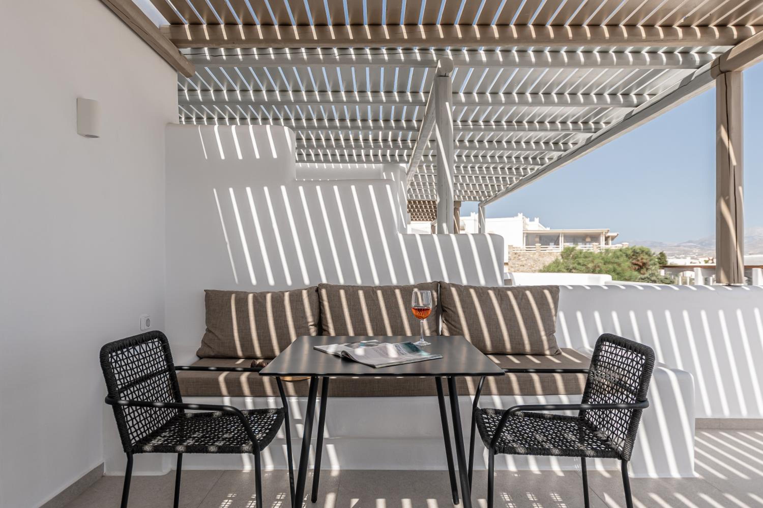 Executive Room with Garden View - Photo 14