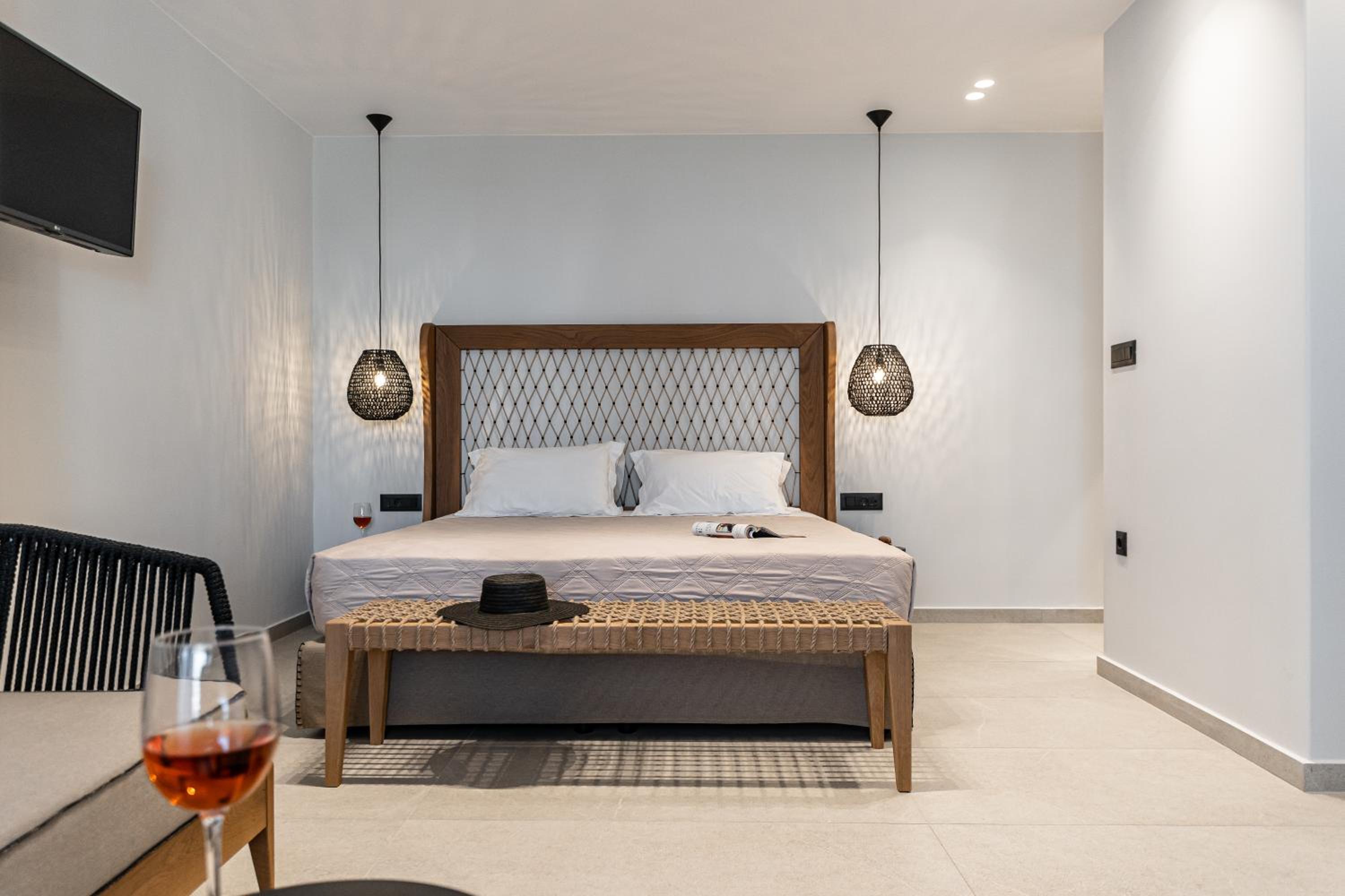 Executive Room with Garden View - Photo 12