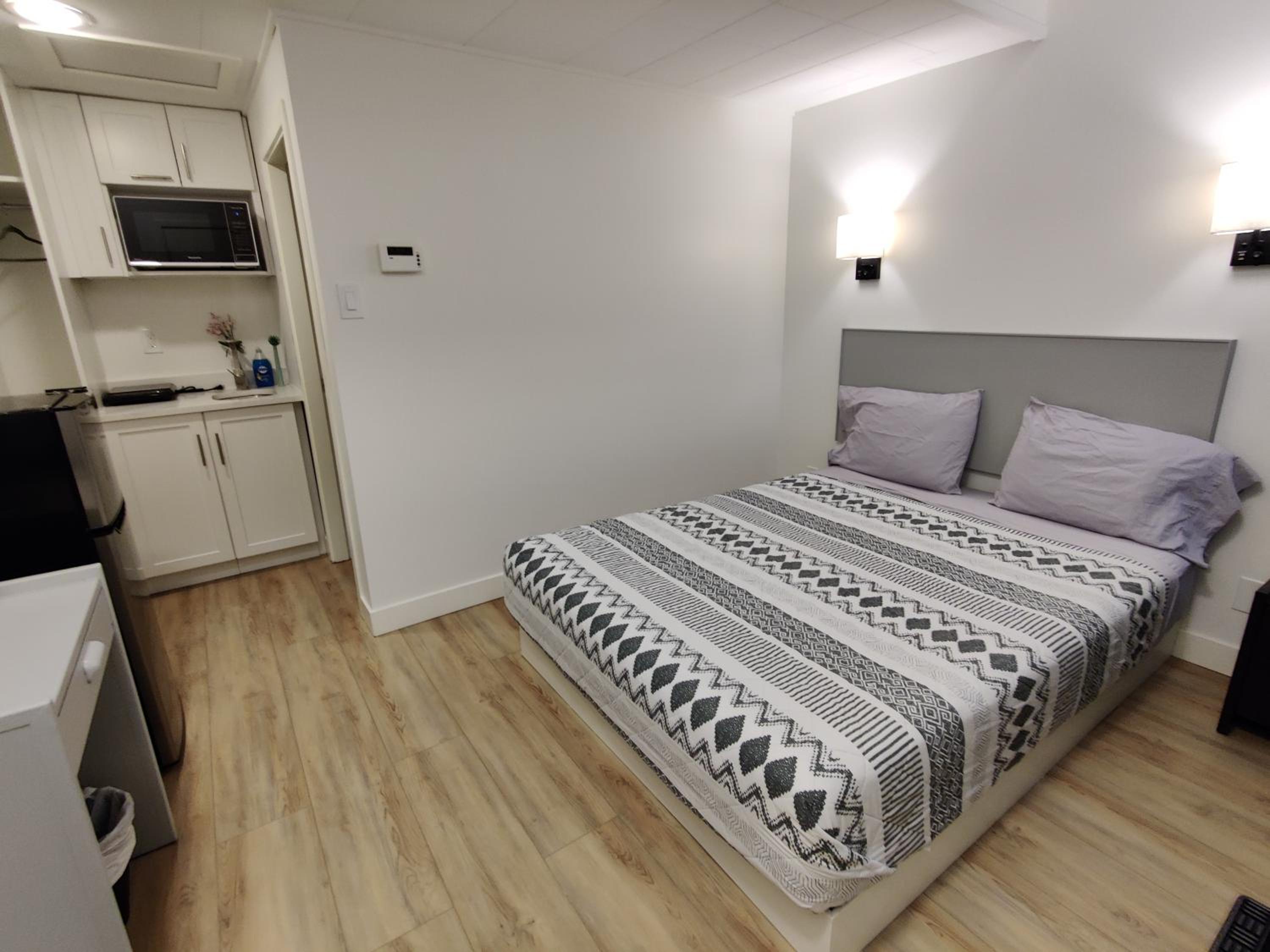 Deluxe Queen Room photo 3