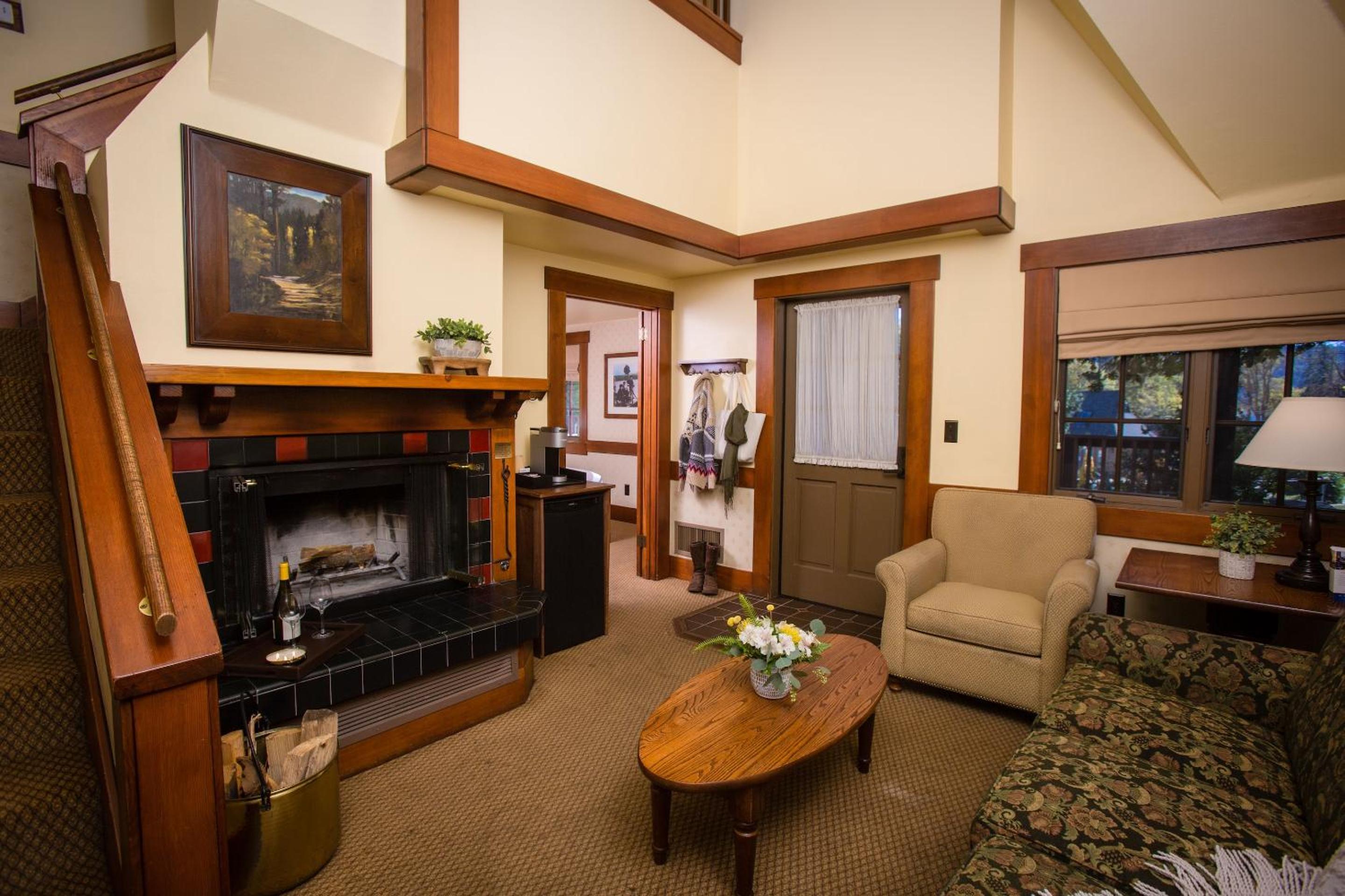 Premium Chalet – 2 Bedroom, 2 Bathroom