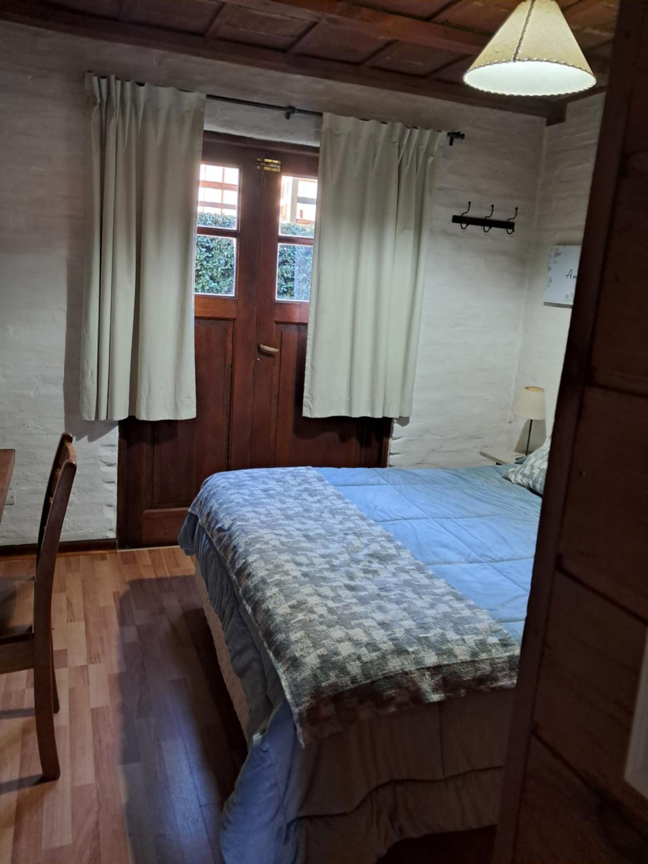 Three-Bedroom House photo 2