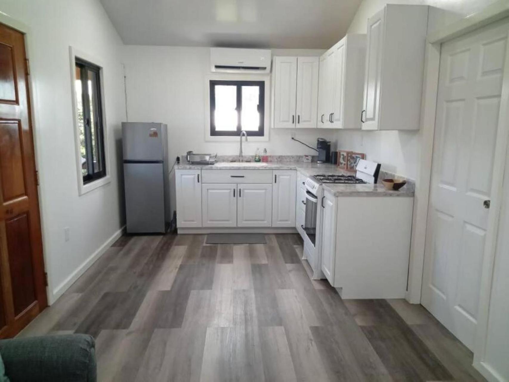 One-Bedroom House photo 3