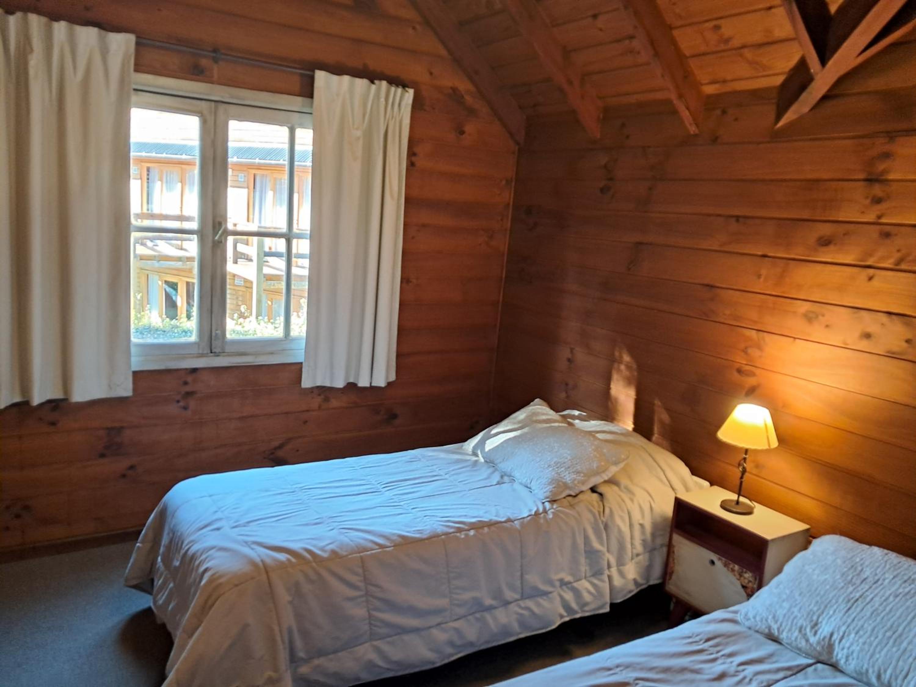 Three-Bedroom House photo 3
