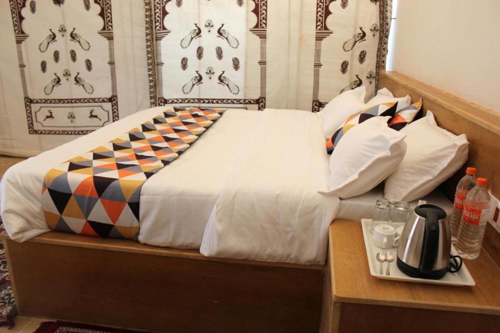 Superior King Room photo 2