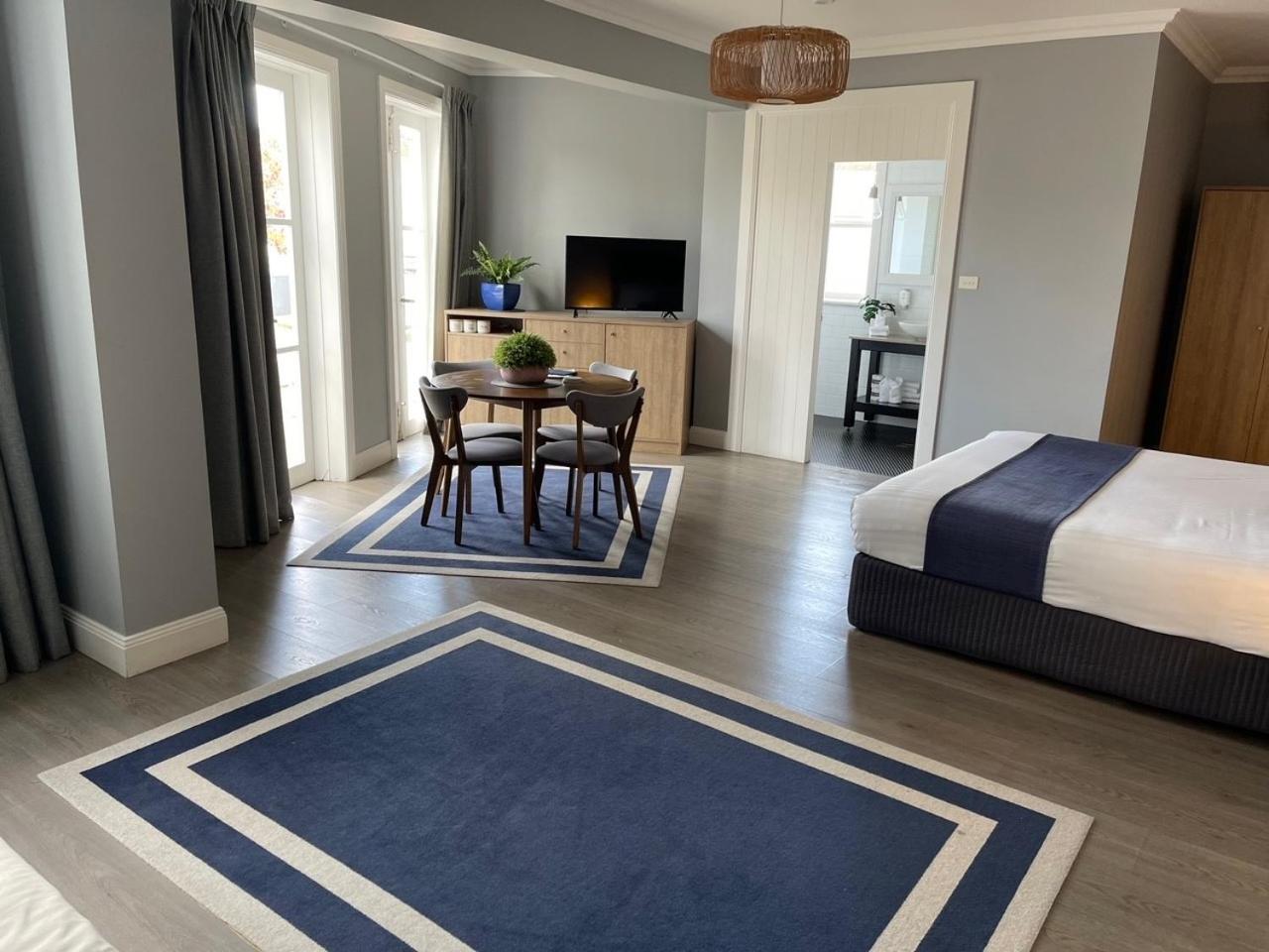 Seabreeze Suite