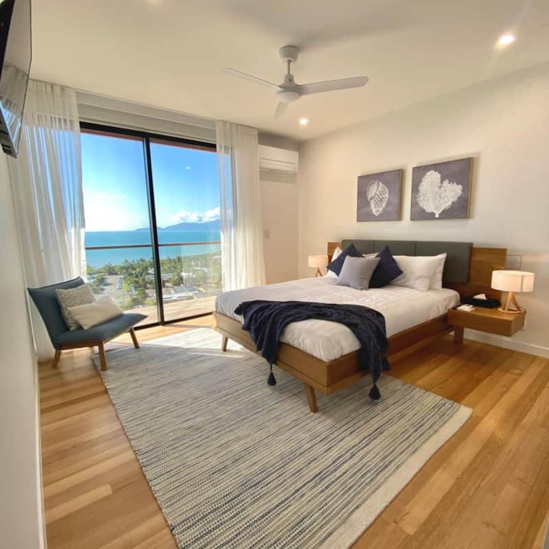 Three-Bedroom Apartment photo 1