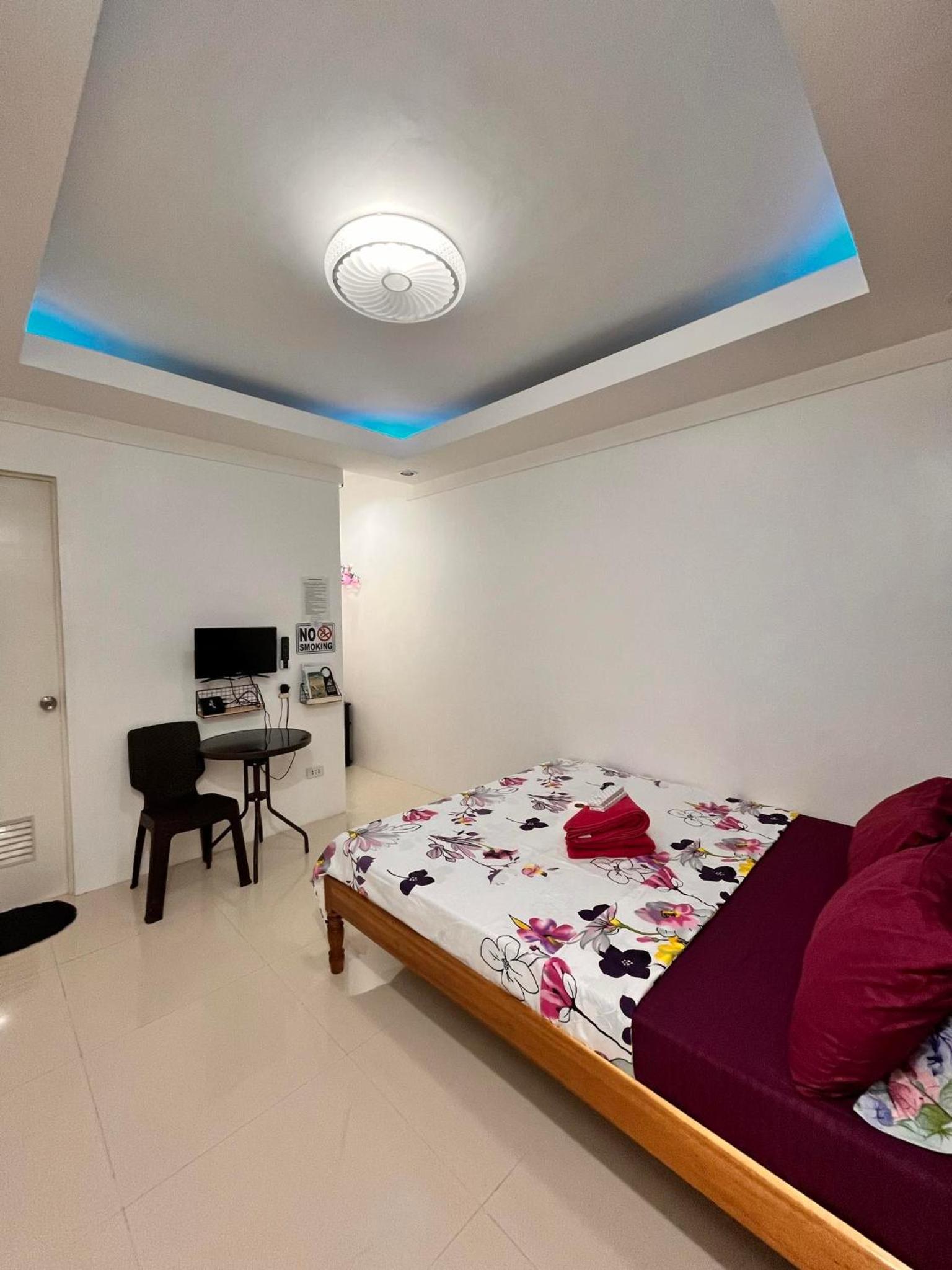 Standard Double Room photo 2