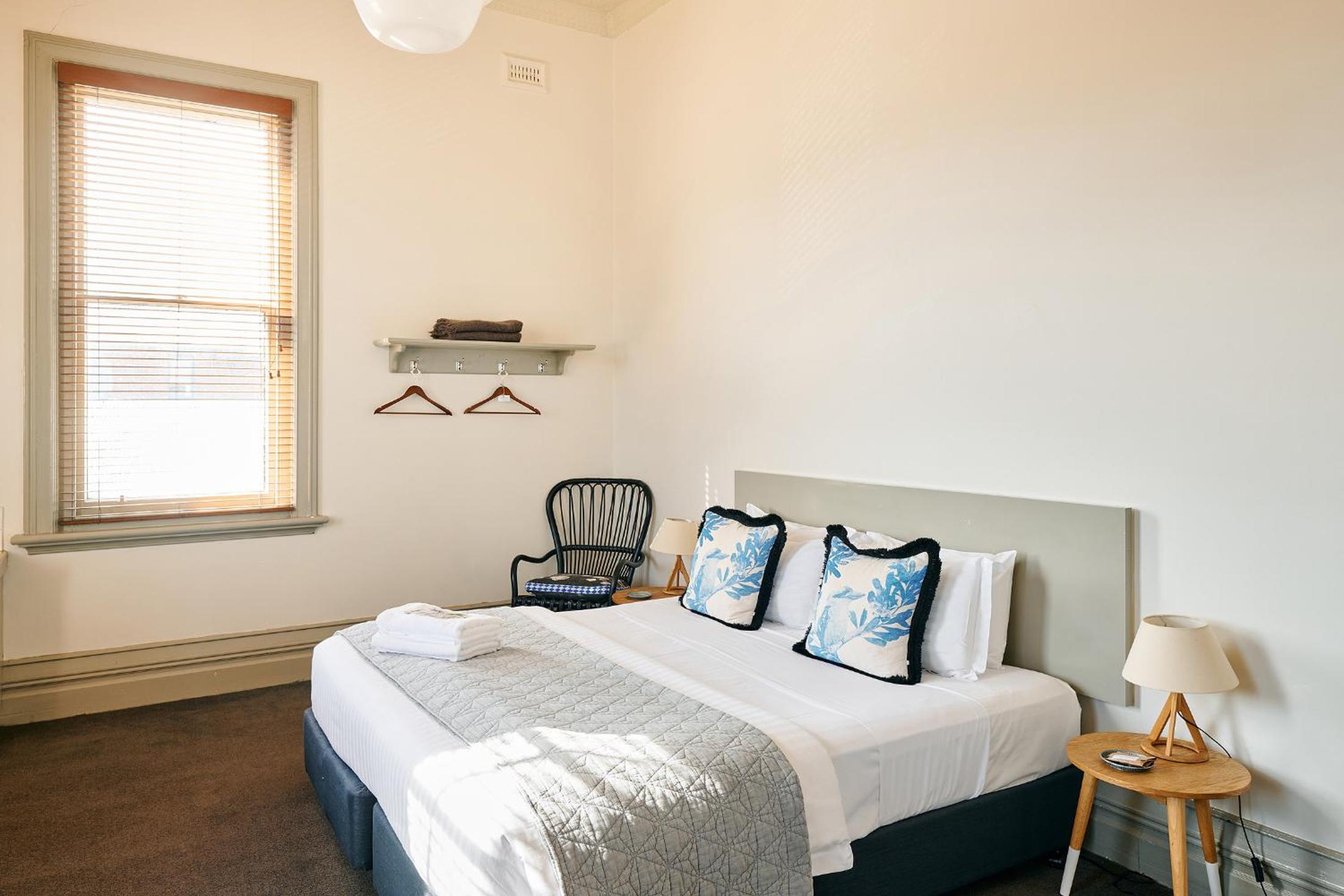 Premium Room With Shared Bathroom photo 2