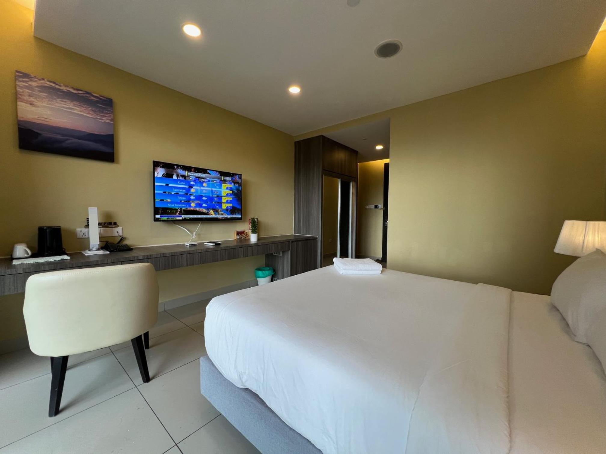 Double Room - Photo 2