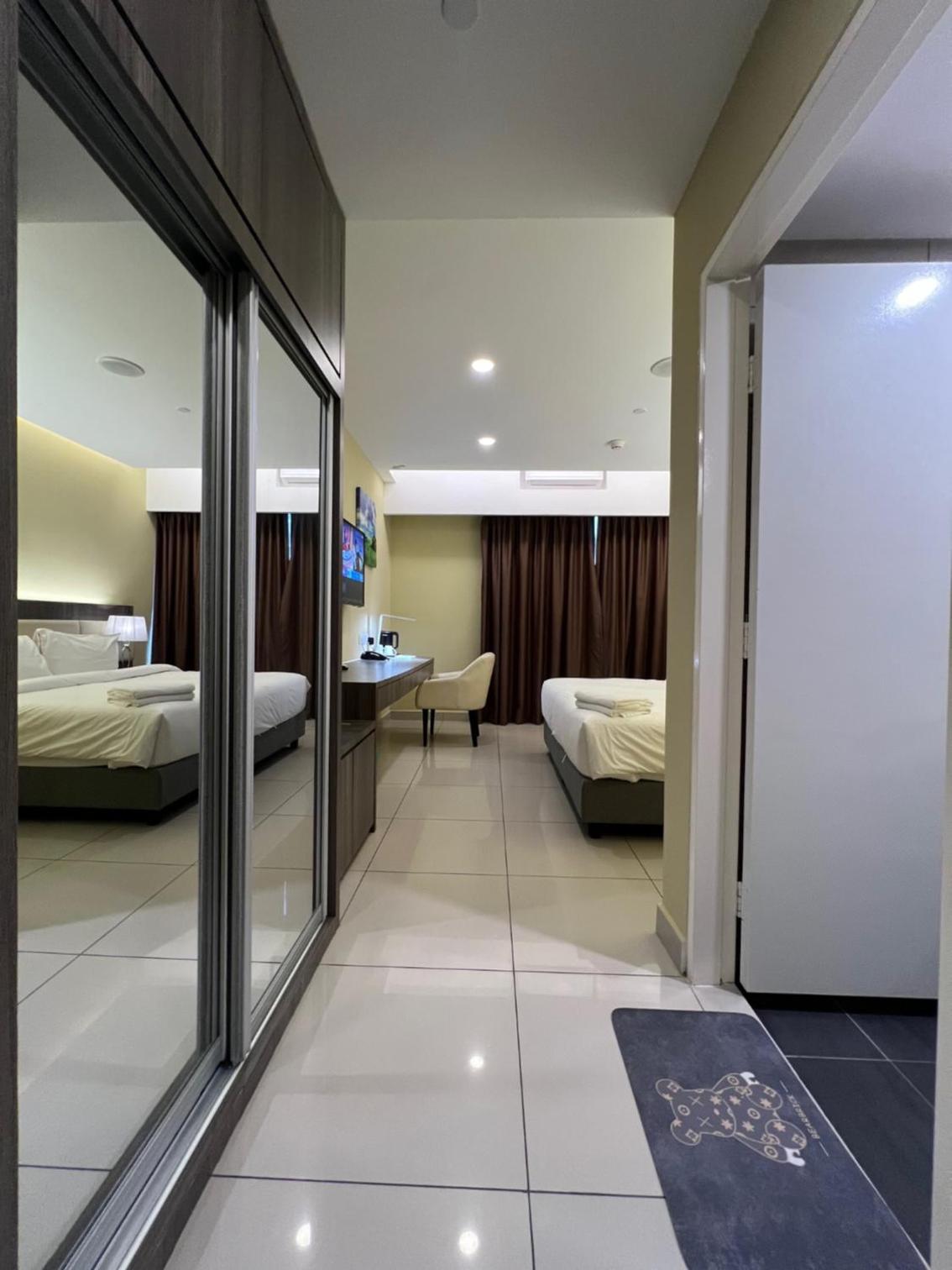 Double Room - Photo 5
