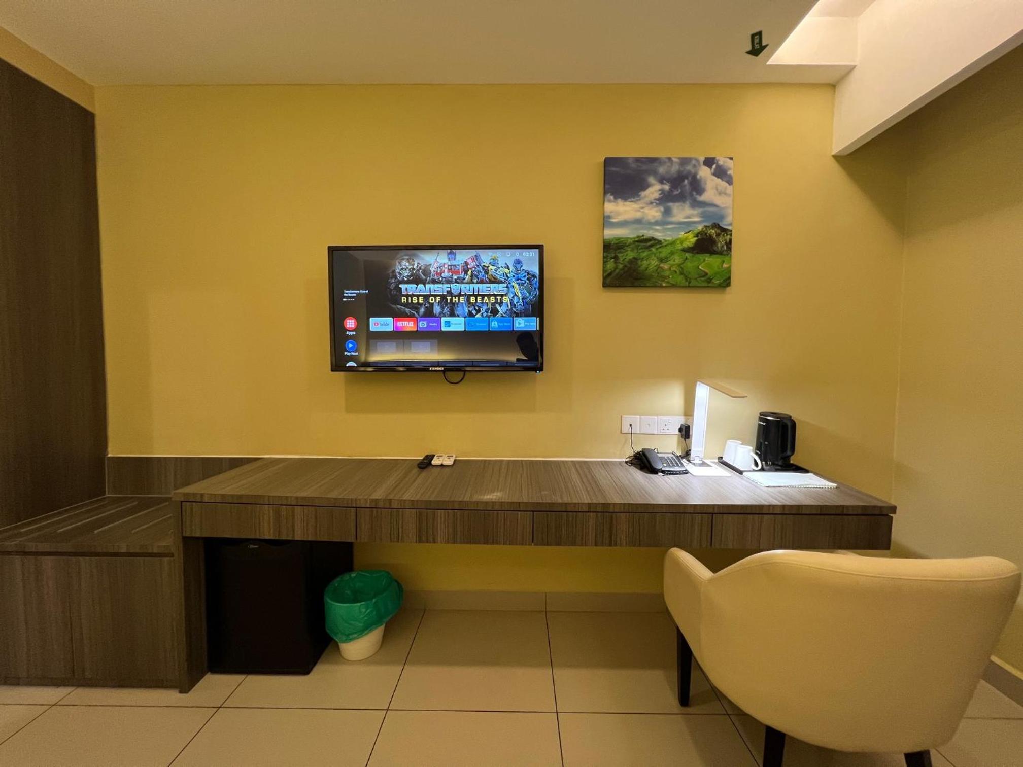 Double Room - Photo 7