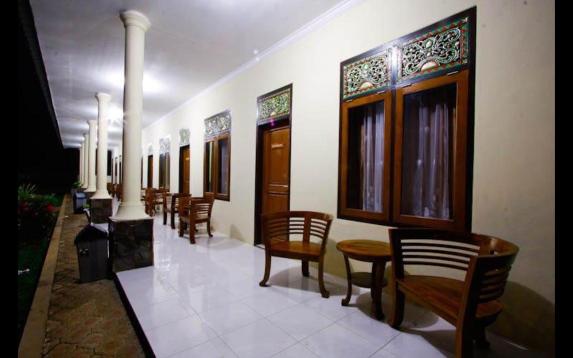 Standard Double or Twin Room photo 3