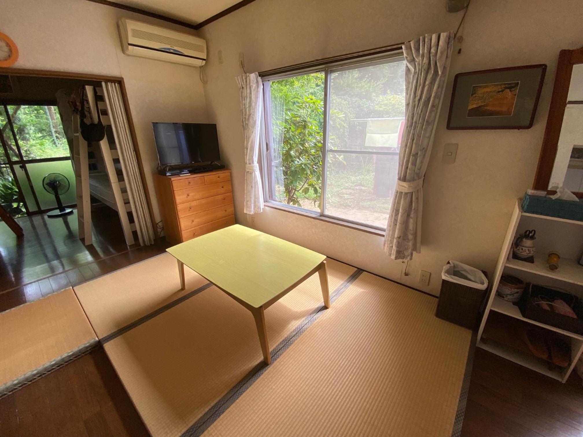 Economy Quadruple Room photo 1
