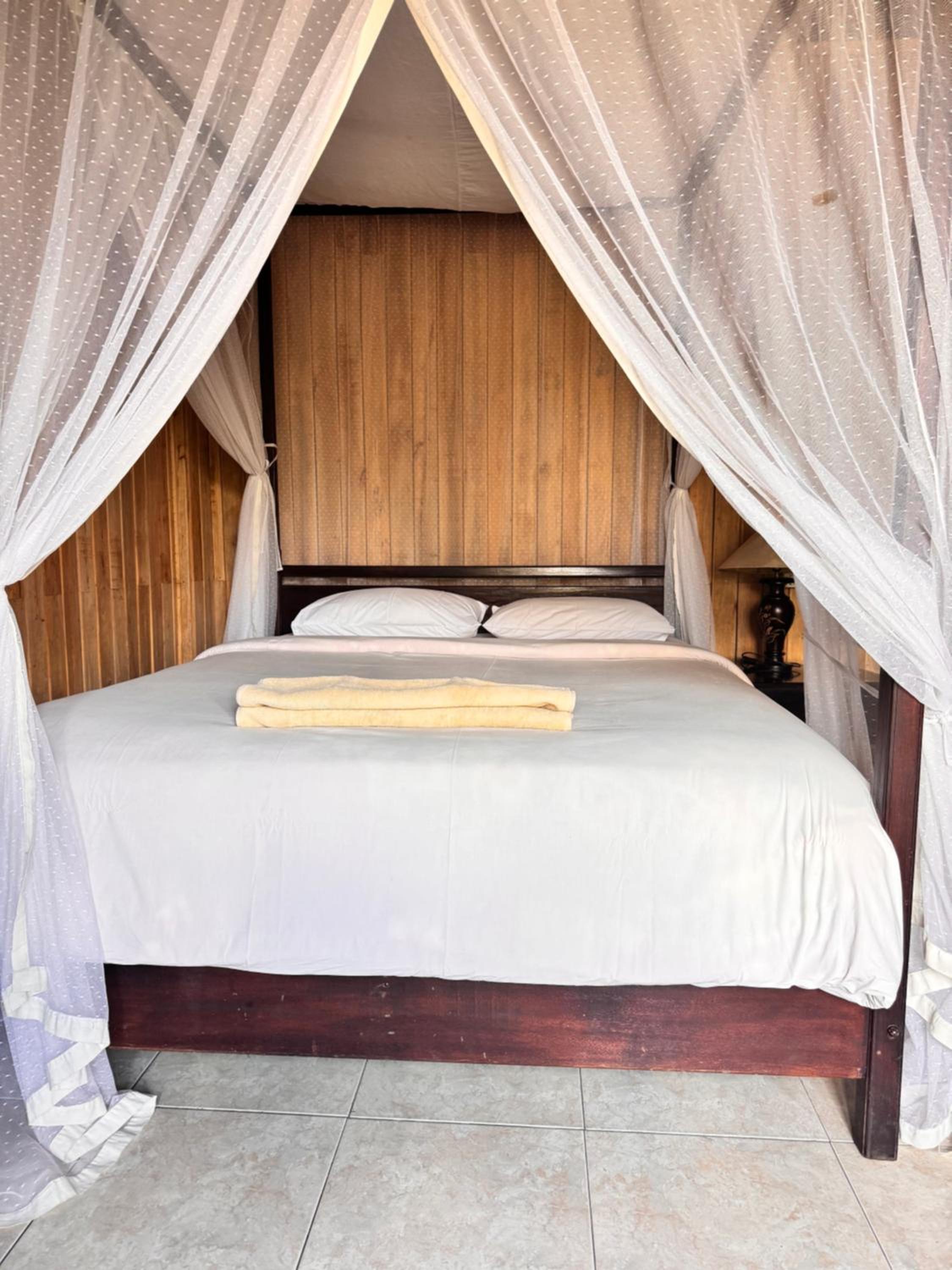 Standard Double or Twin Room - Photo 3