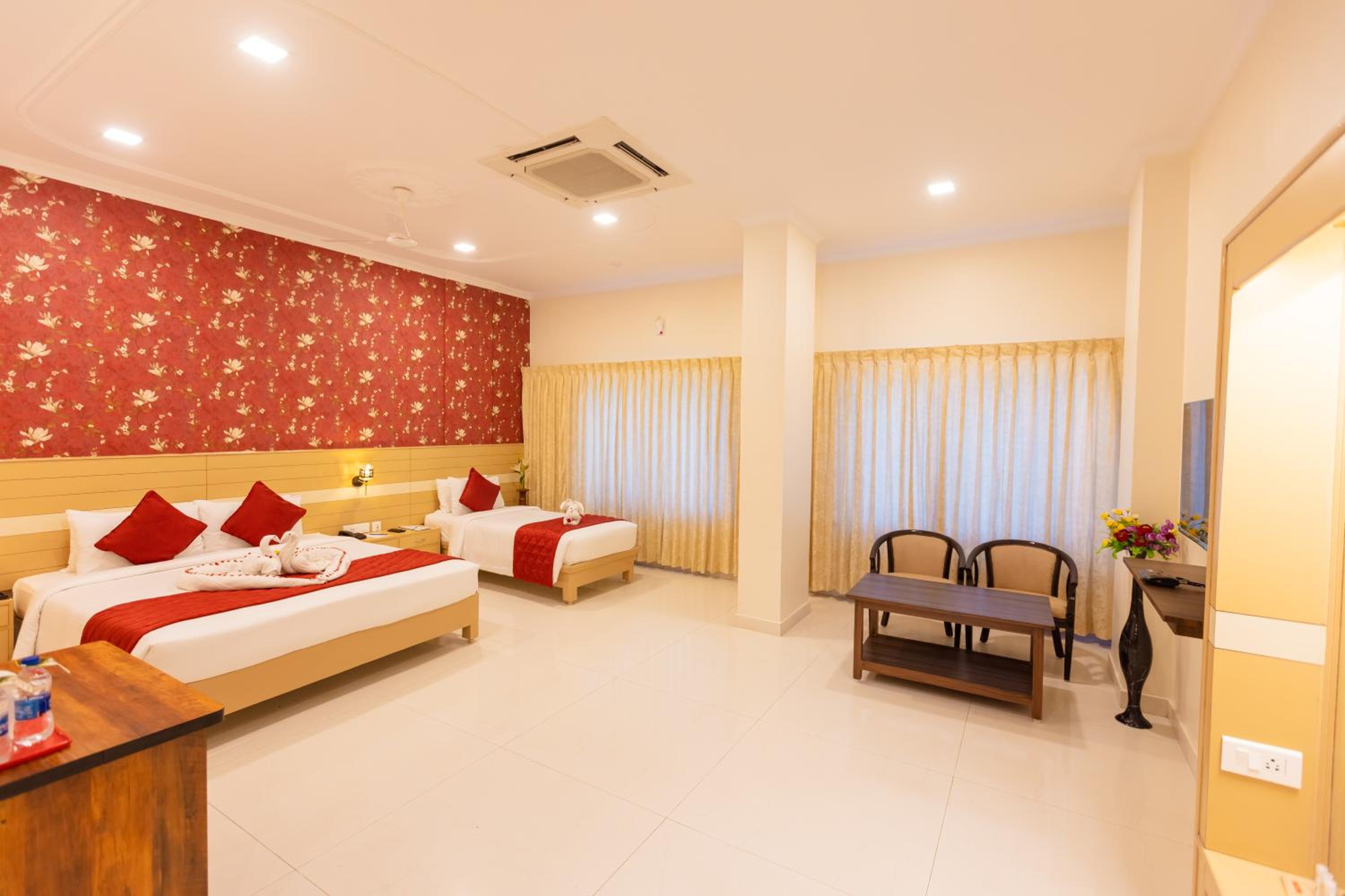 Deluxe Triple Room photo 1
