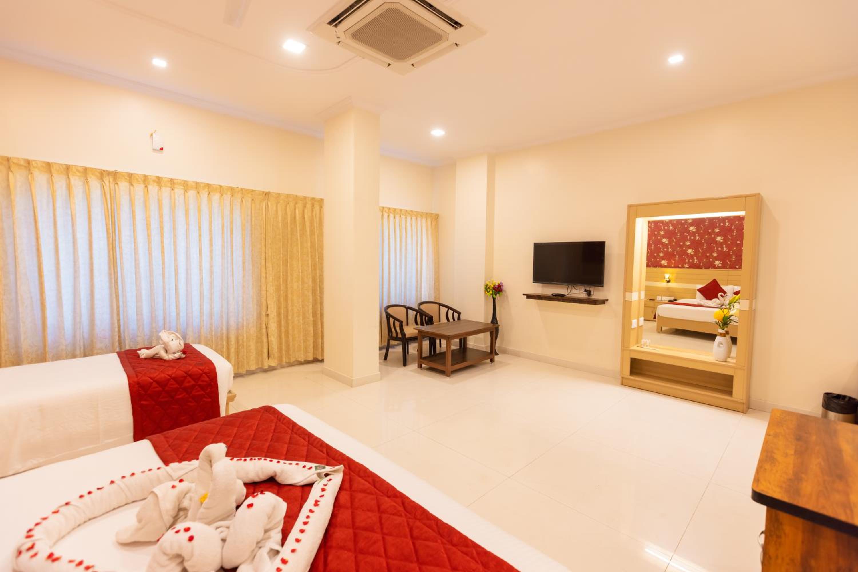 Deluxe Triple Room photo 3