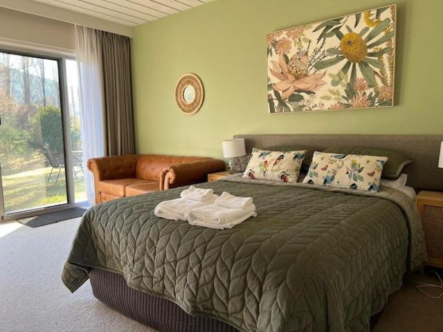 Queen Room with Garden View photo 1