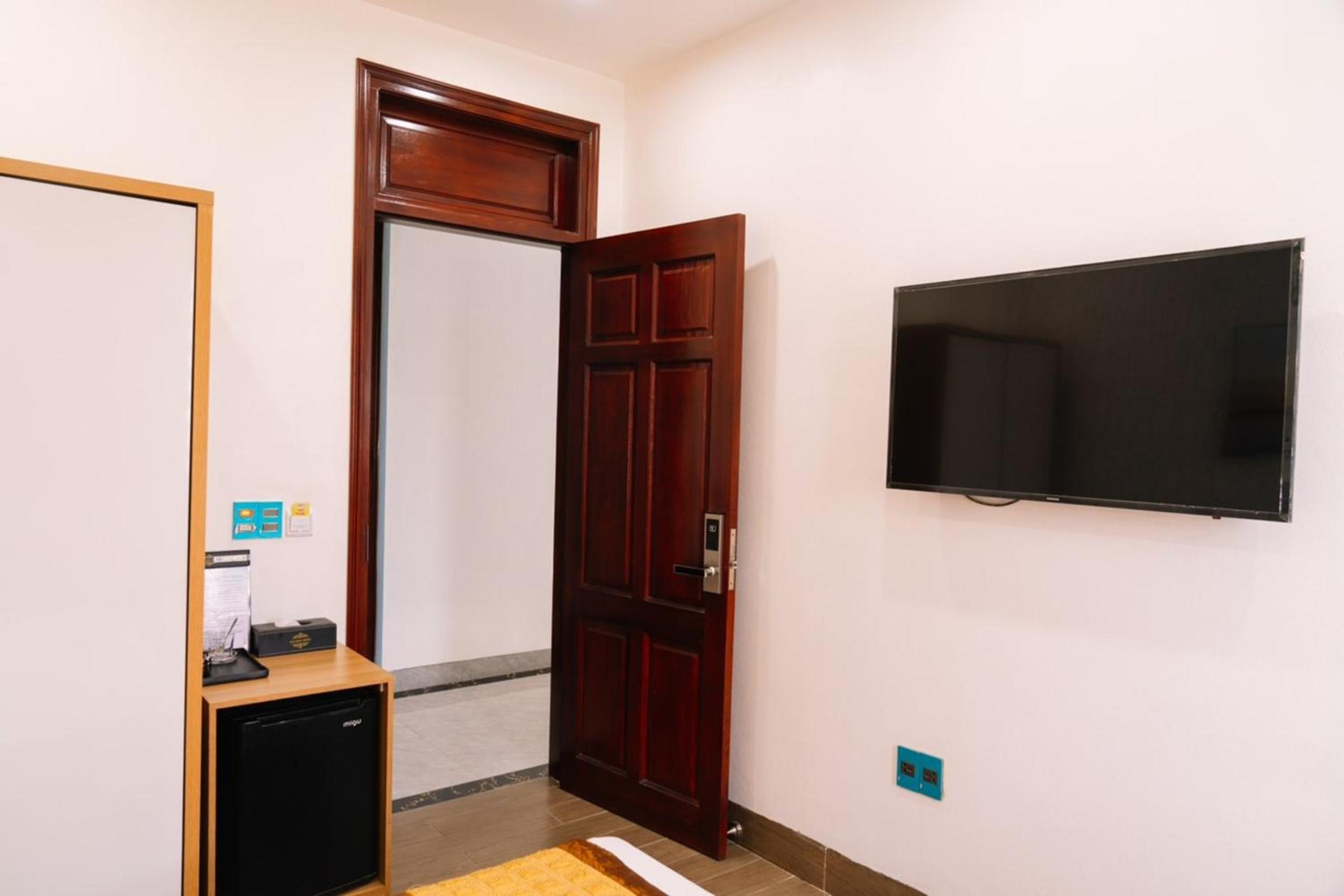 Standard Double Room - Photo 7