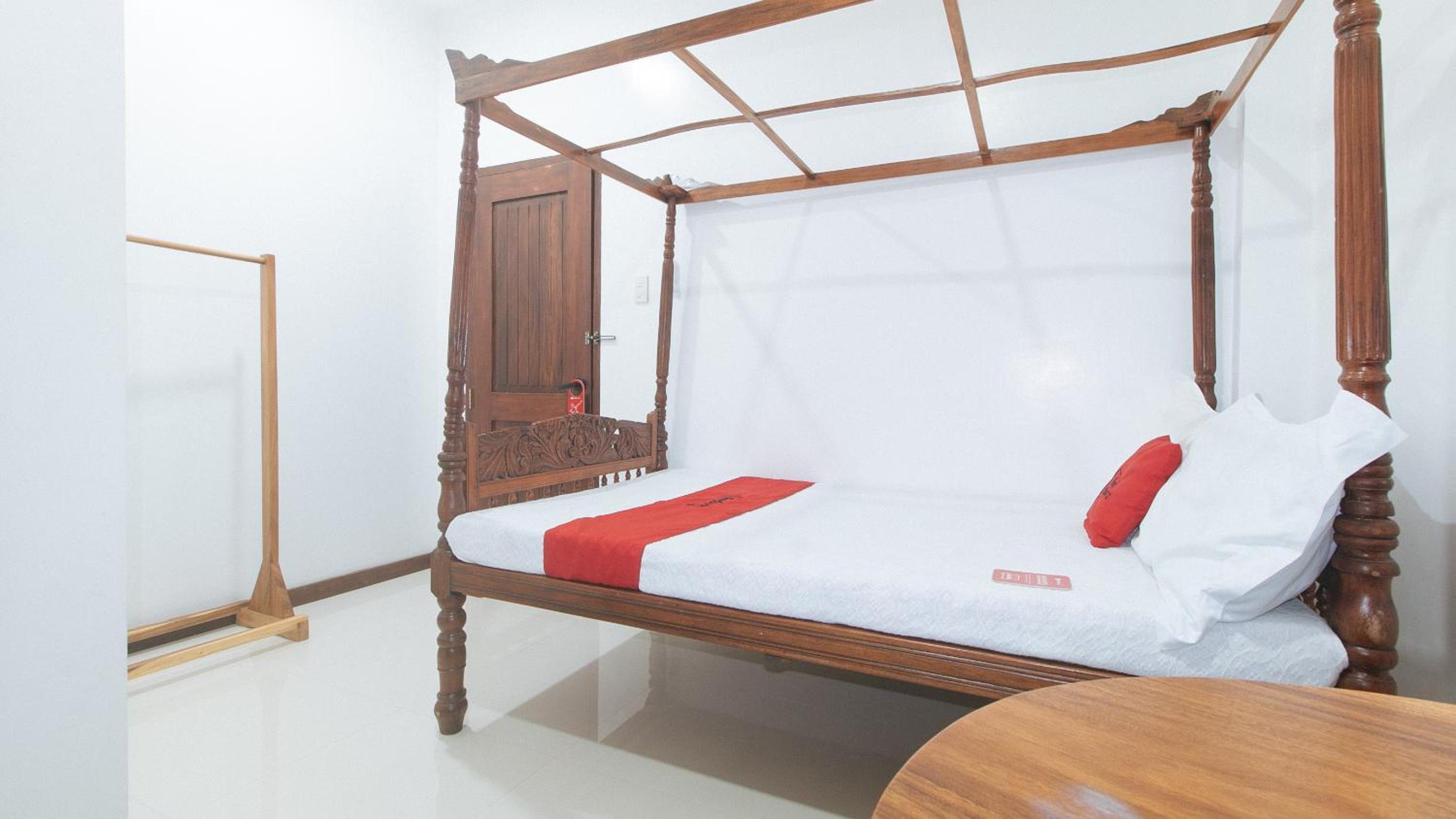 Quadruple Room - Photo 9