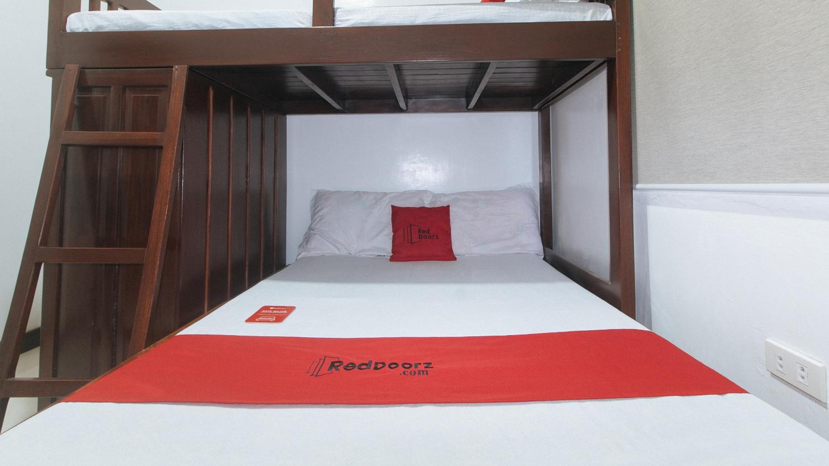 Bunk Bed - Photo 4