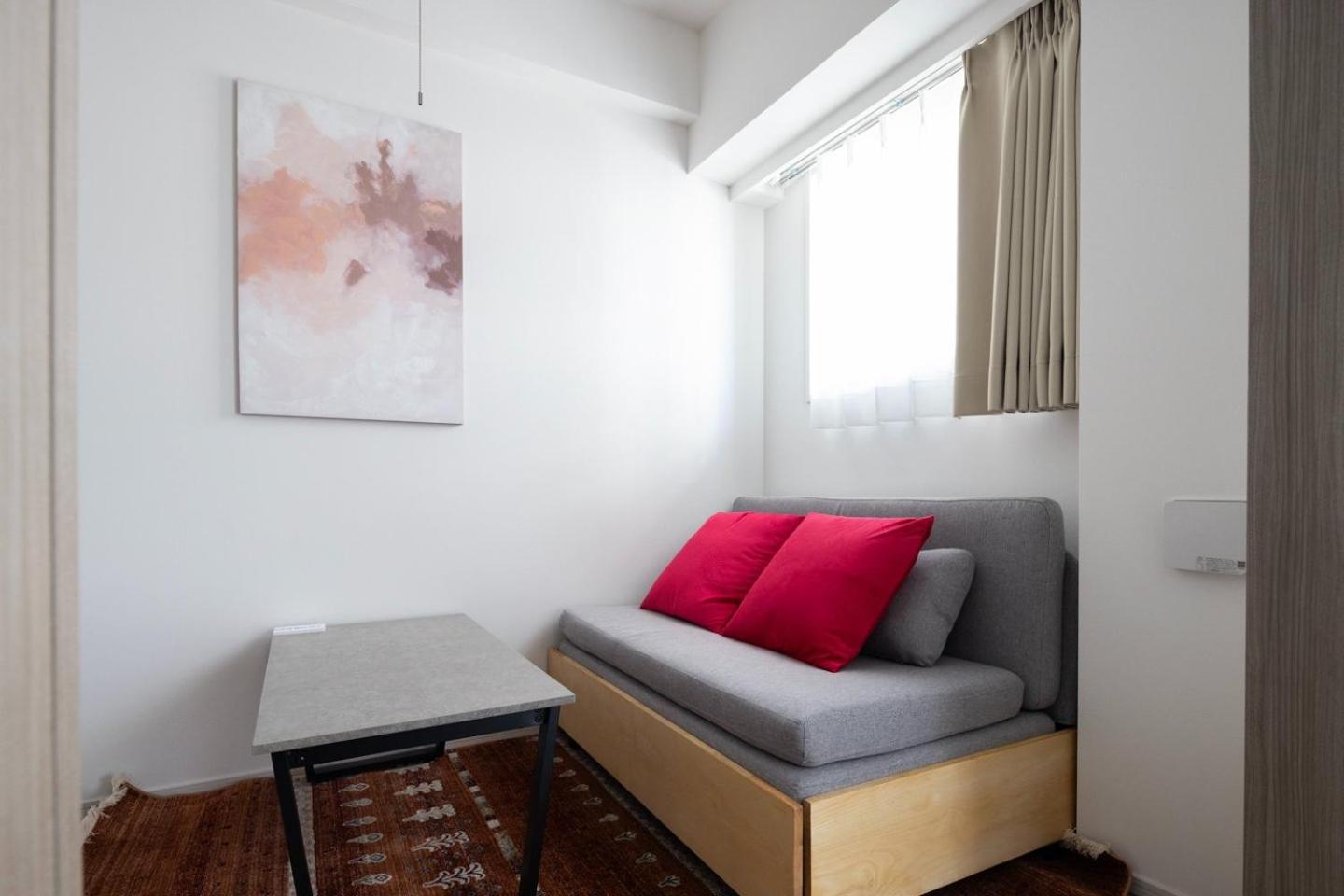 Two-Bedroom Apartment photo 2