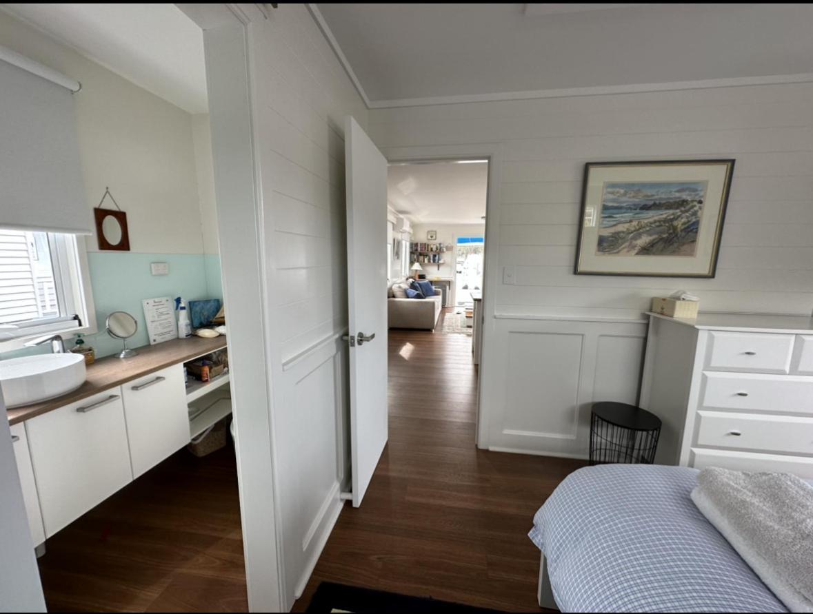 One-Bedroom House photo 2