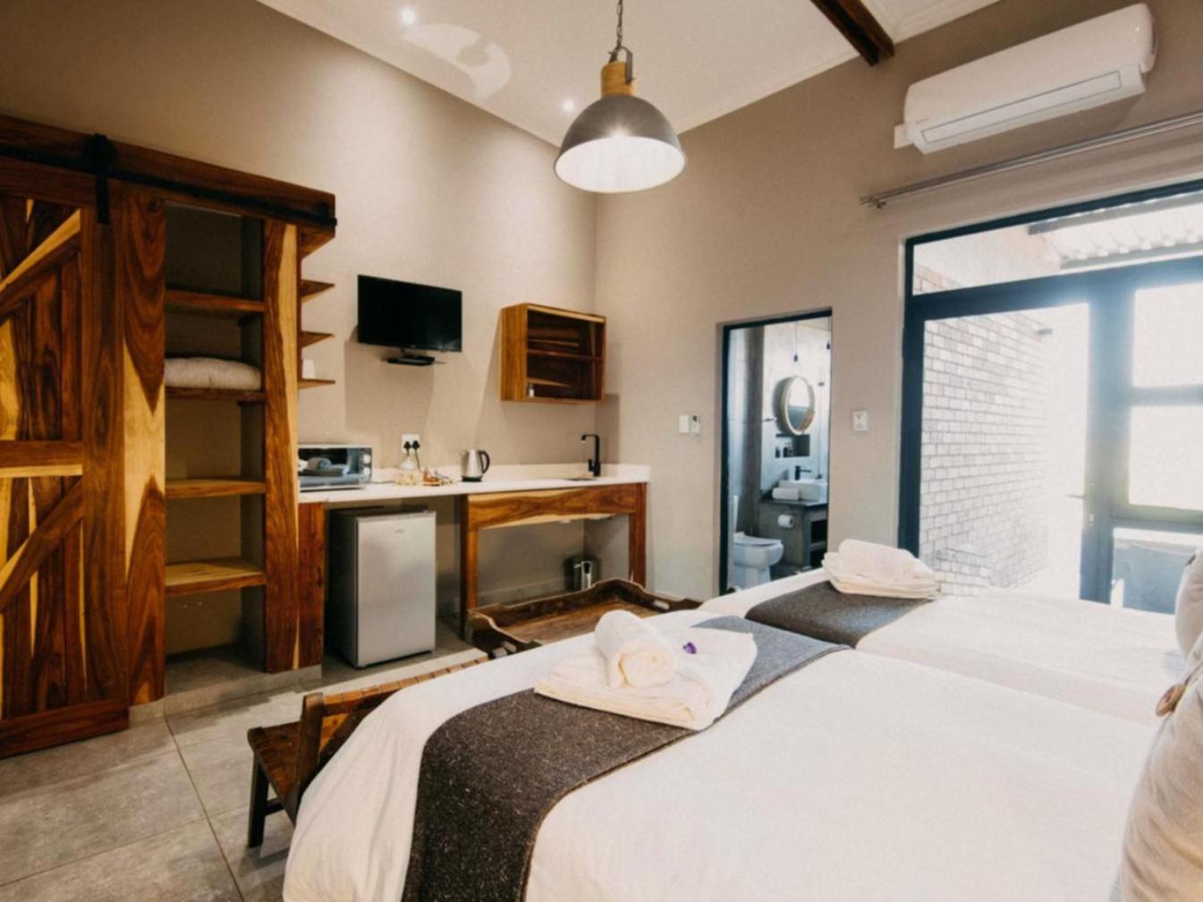 Luxury Twin Room photo 3