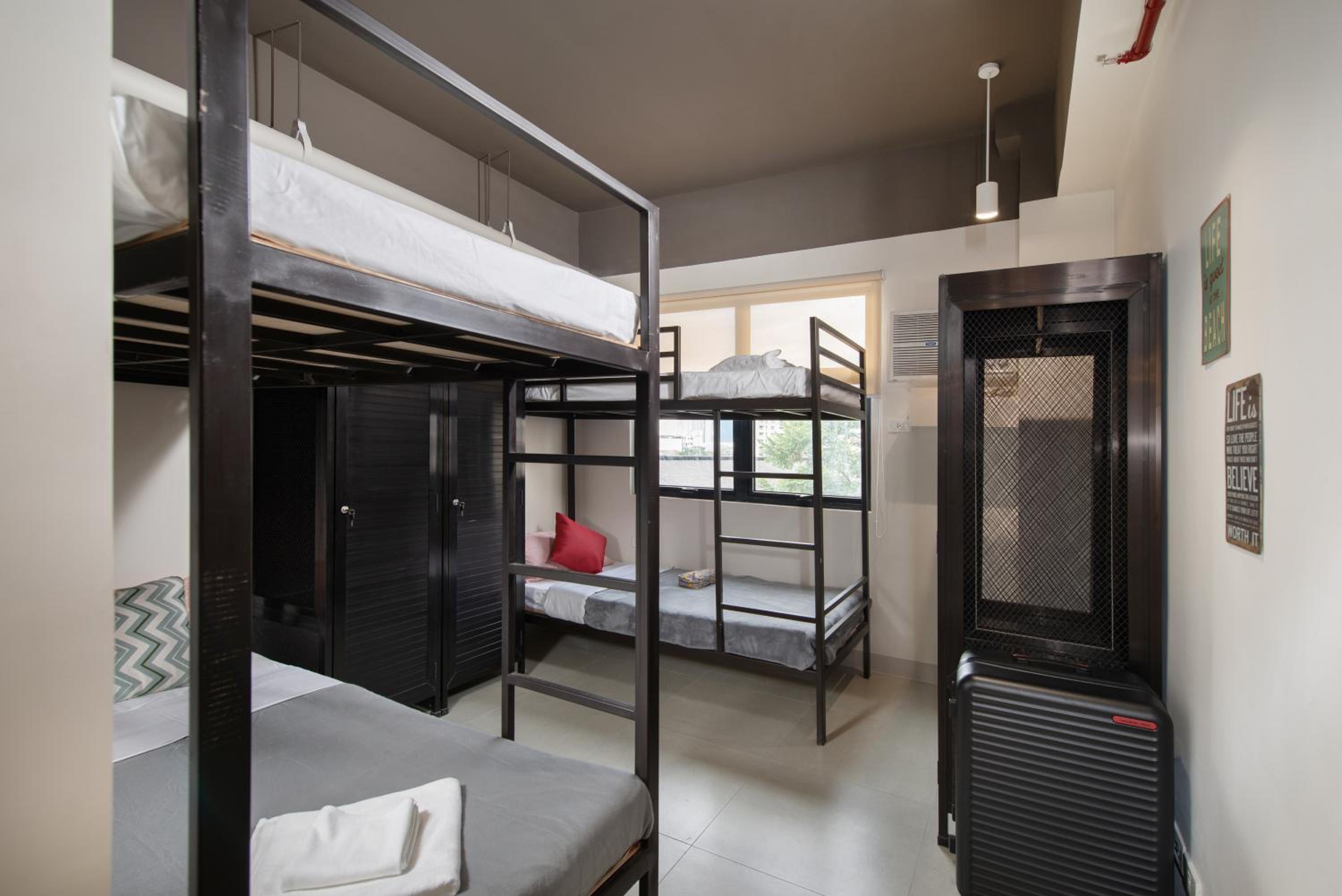 Quadruple Room - Photo 6