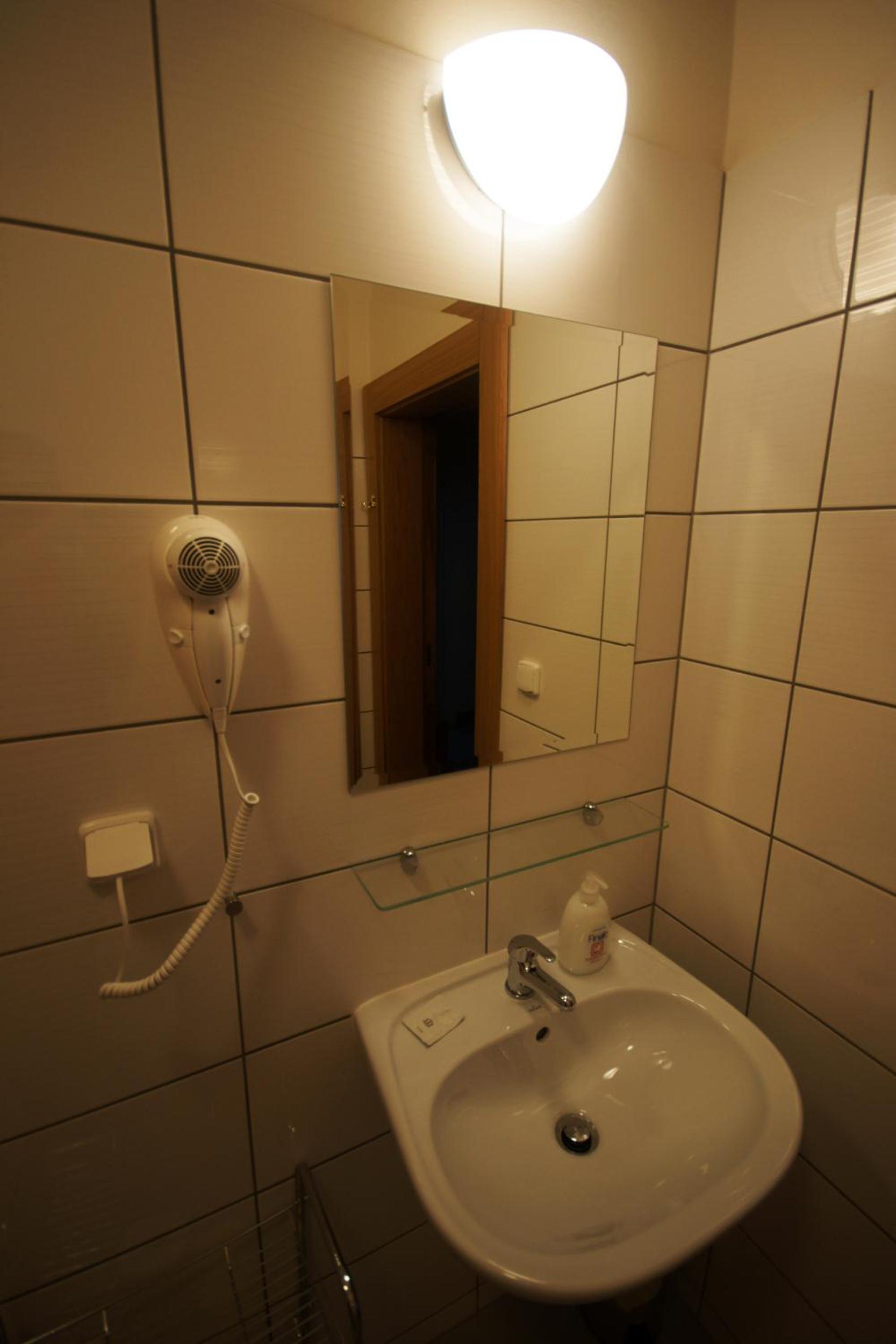 Triple Room with Shower photo 1