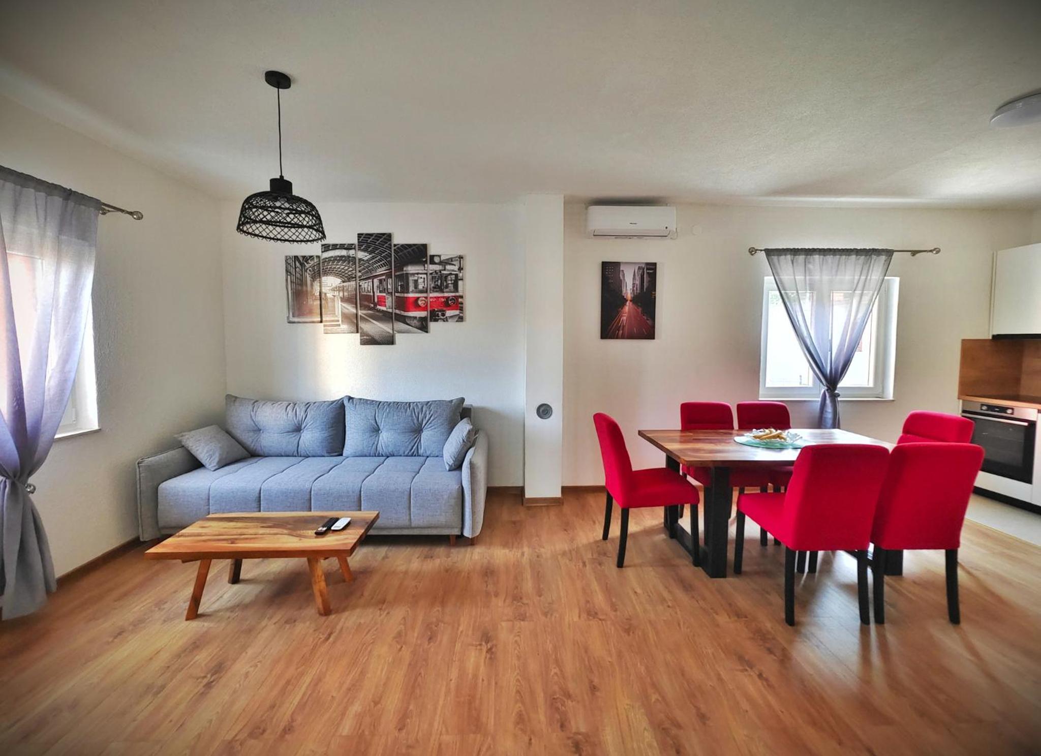 Two-Bedroom Apartment With Balcony And Sea View
