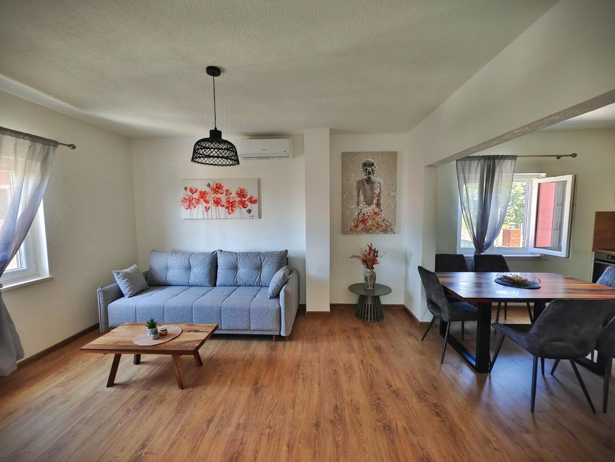 Two-Bedroom Deluxe Apartment With Balcony