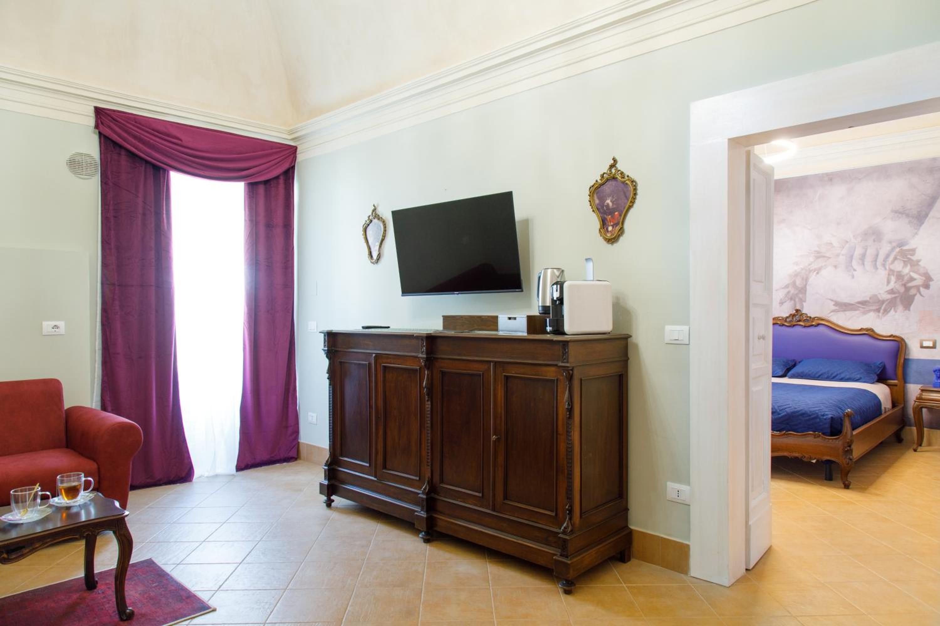 Junior Suite with Garden View photo 3