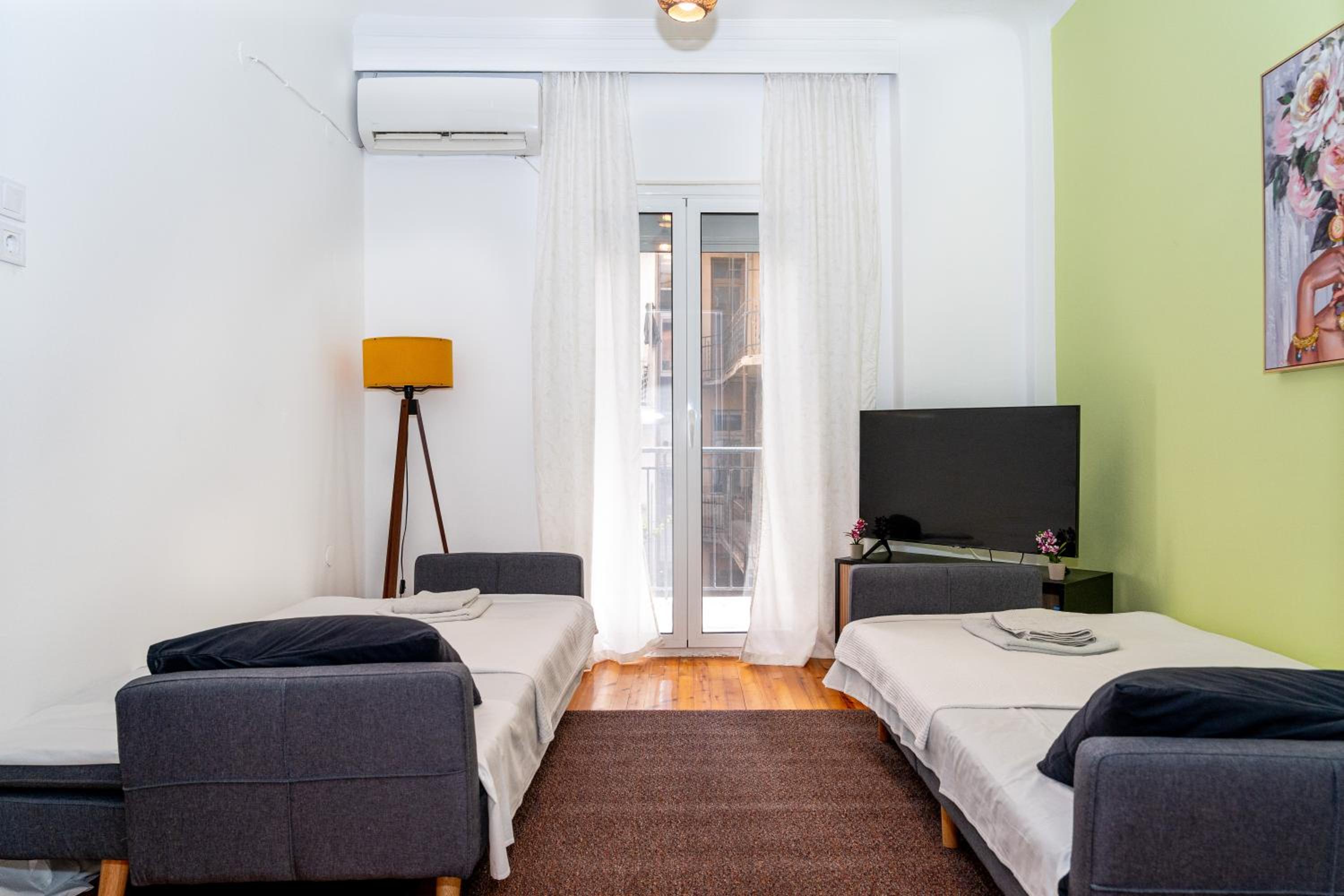 One-Bedroom Apartment