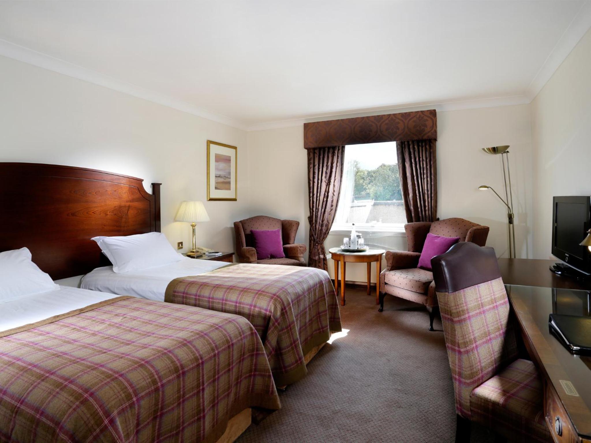 Standard King Room - Photo 2