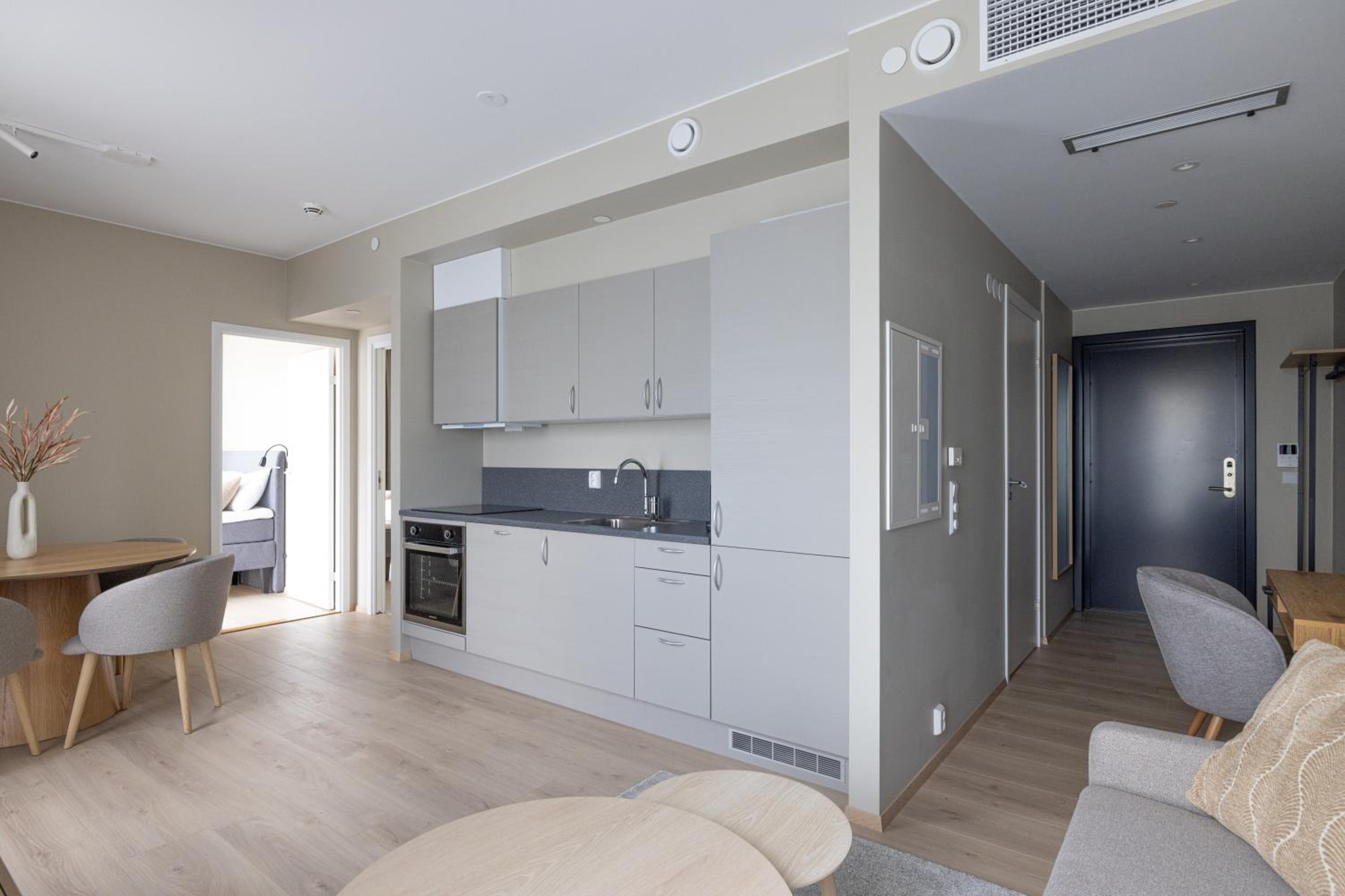 Two-Bedroom Standard Apartment photo 3