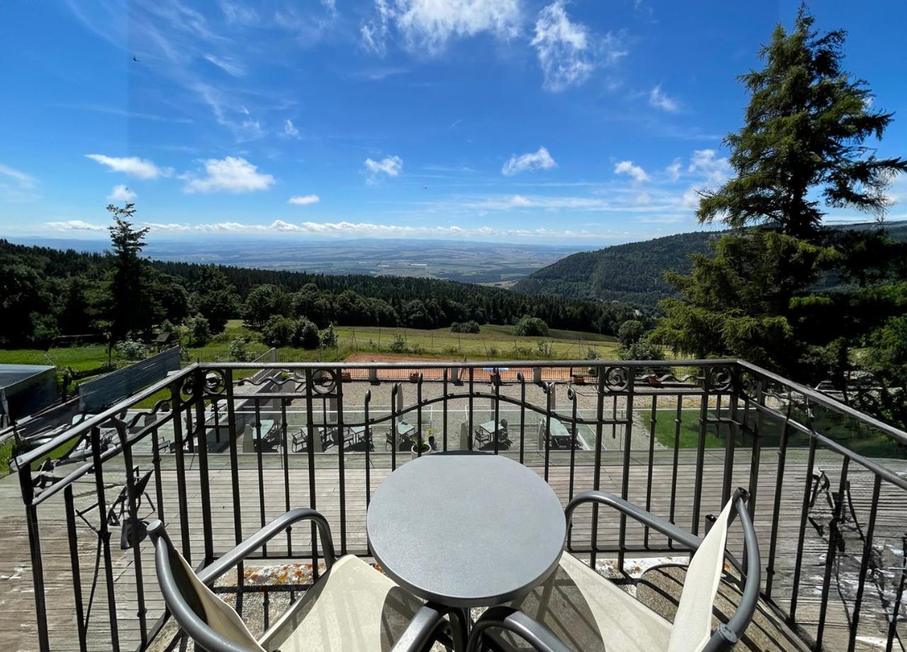 Double Room with Mountain View - Photo 12