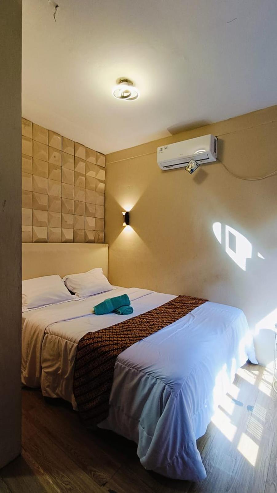 Standard Double Room photo 3