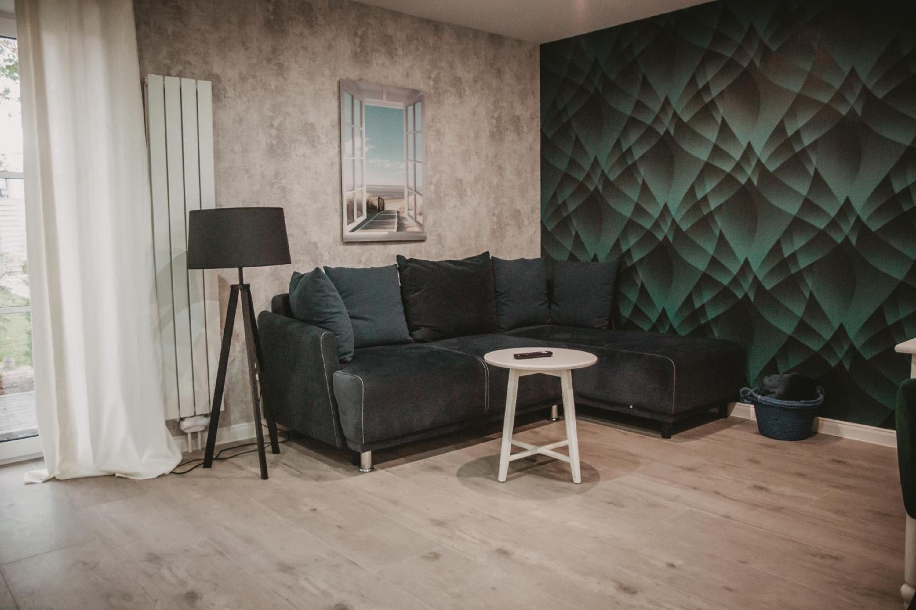One-Bedroom Apartment photo 1