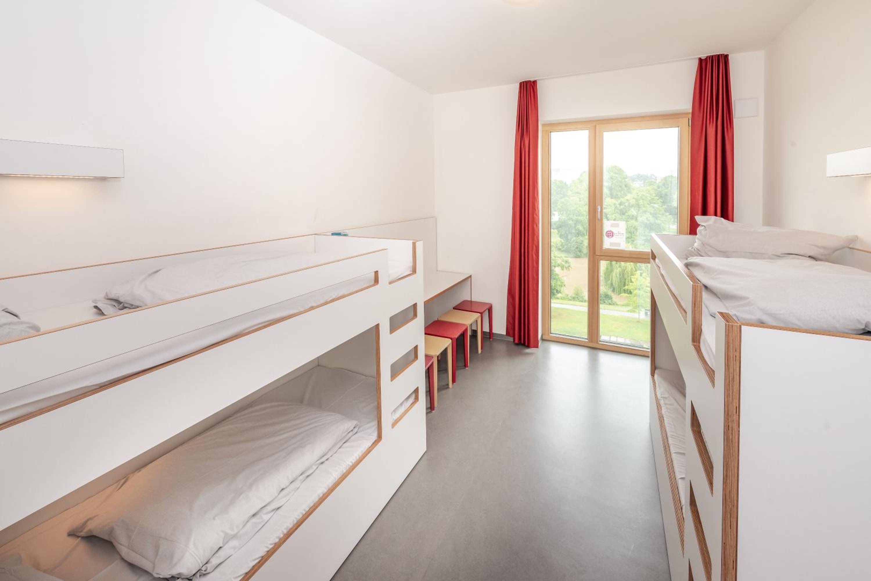 Single Room with Bathroom photo 3