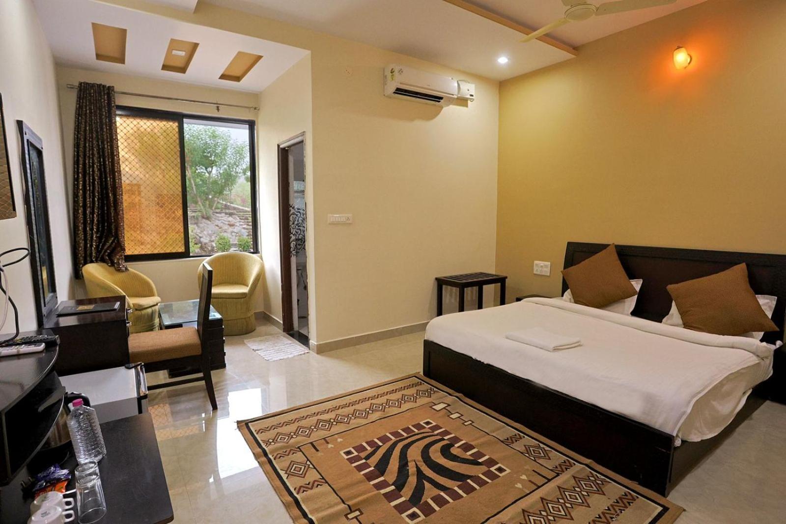 Superior King Room