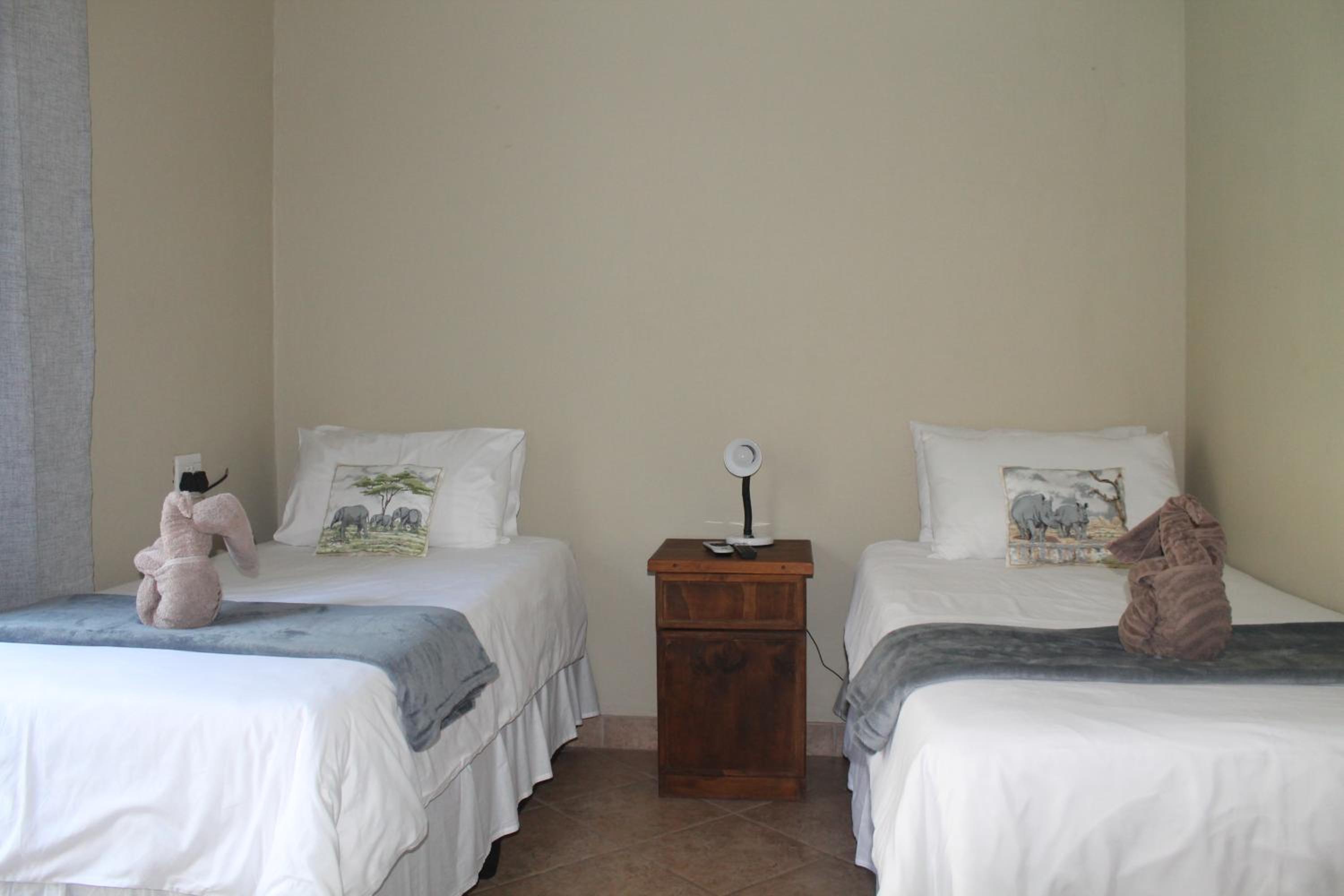 Superior King Suite - Photo 25