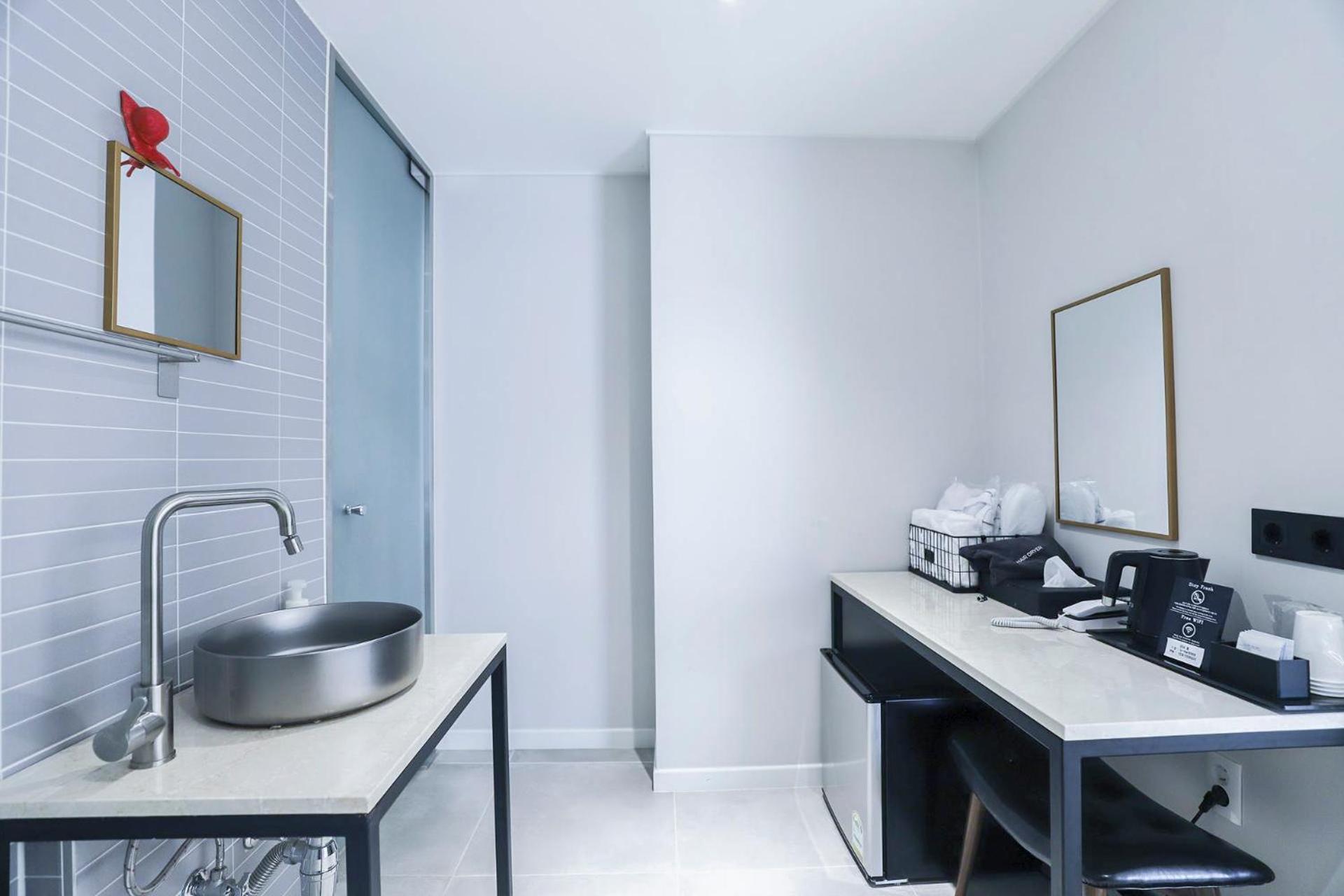 Special Offer - Twin Room - Photo 9