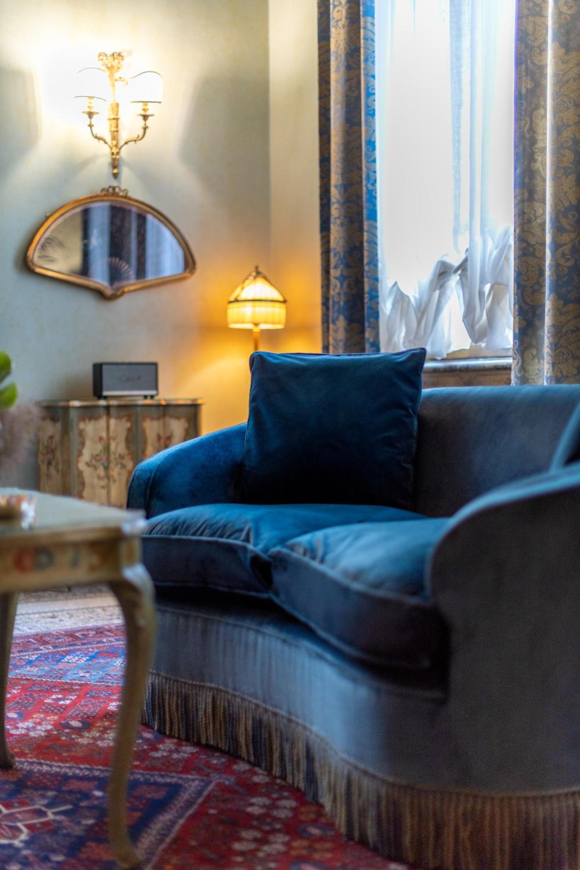 Suite with Balcony Venezia thumbnail 6