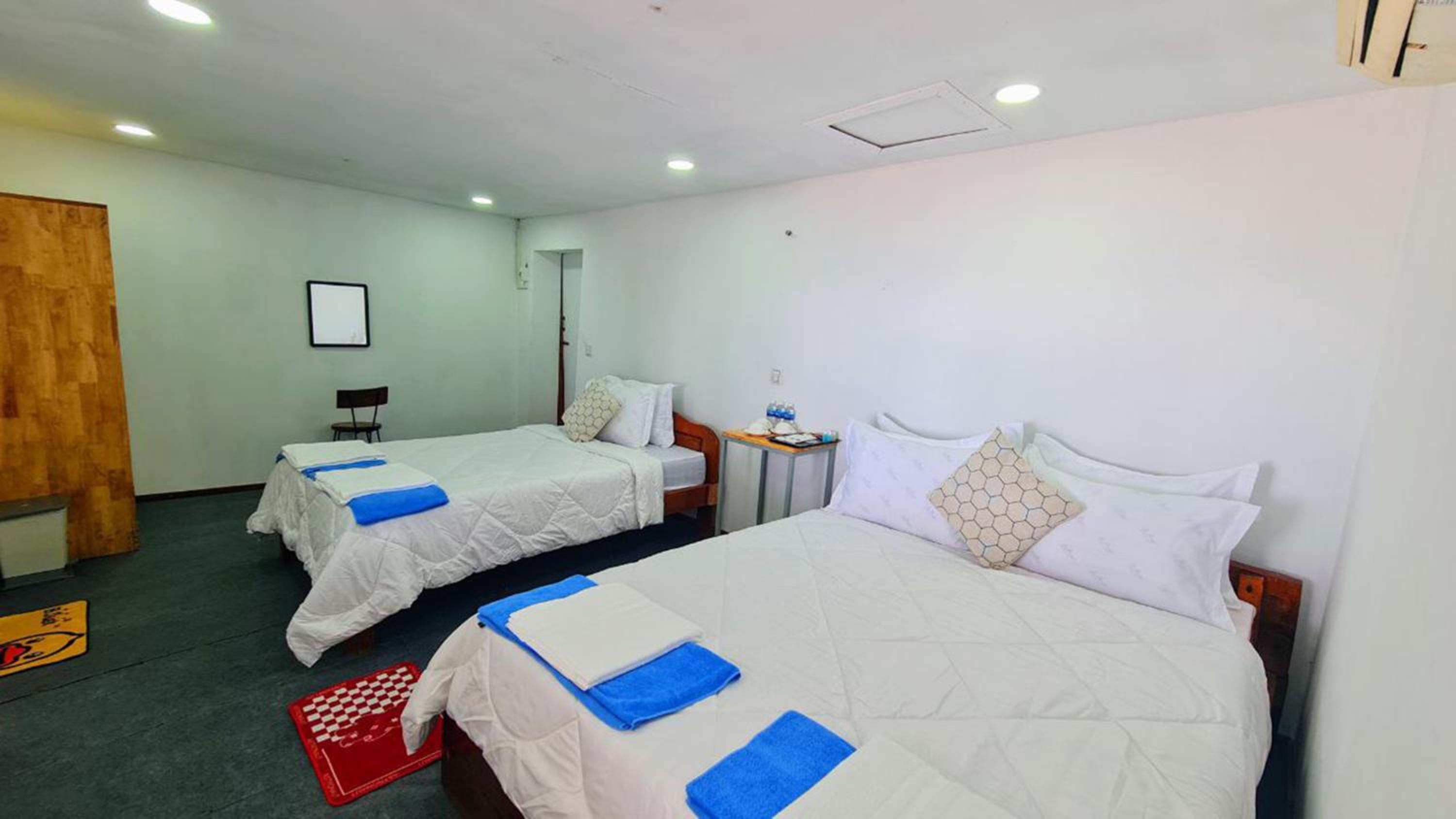 Standard Triple Room With Sea View photo 2