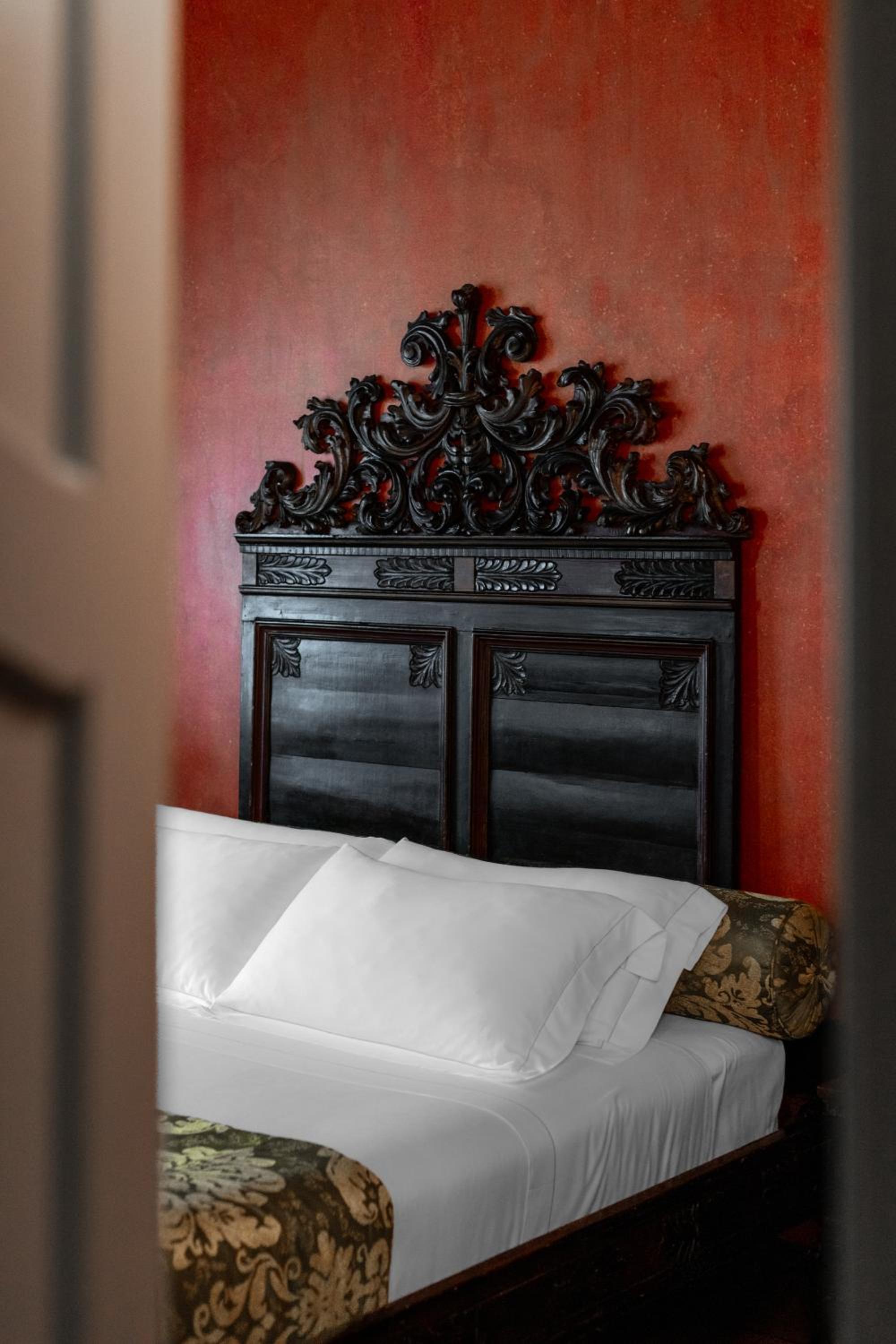 Prestige Deluxe Room Doge thumbnail 5