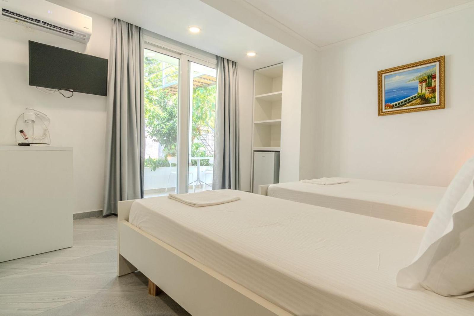 Double Room with Patio