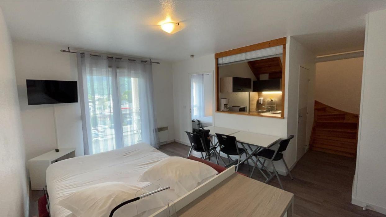 Apartment - Split Level