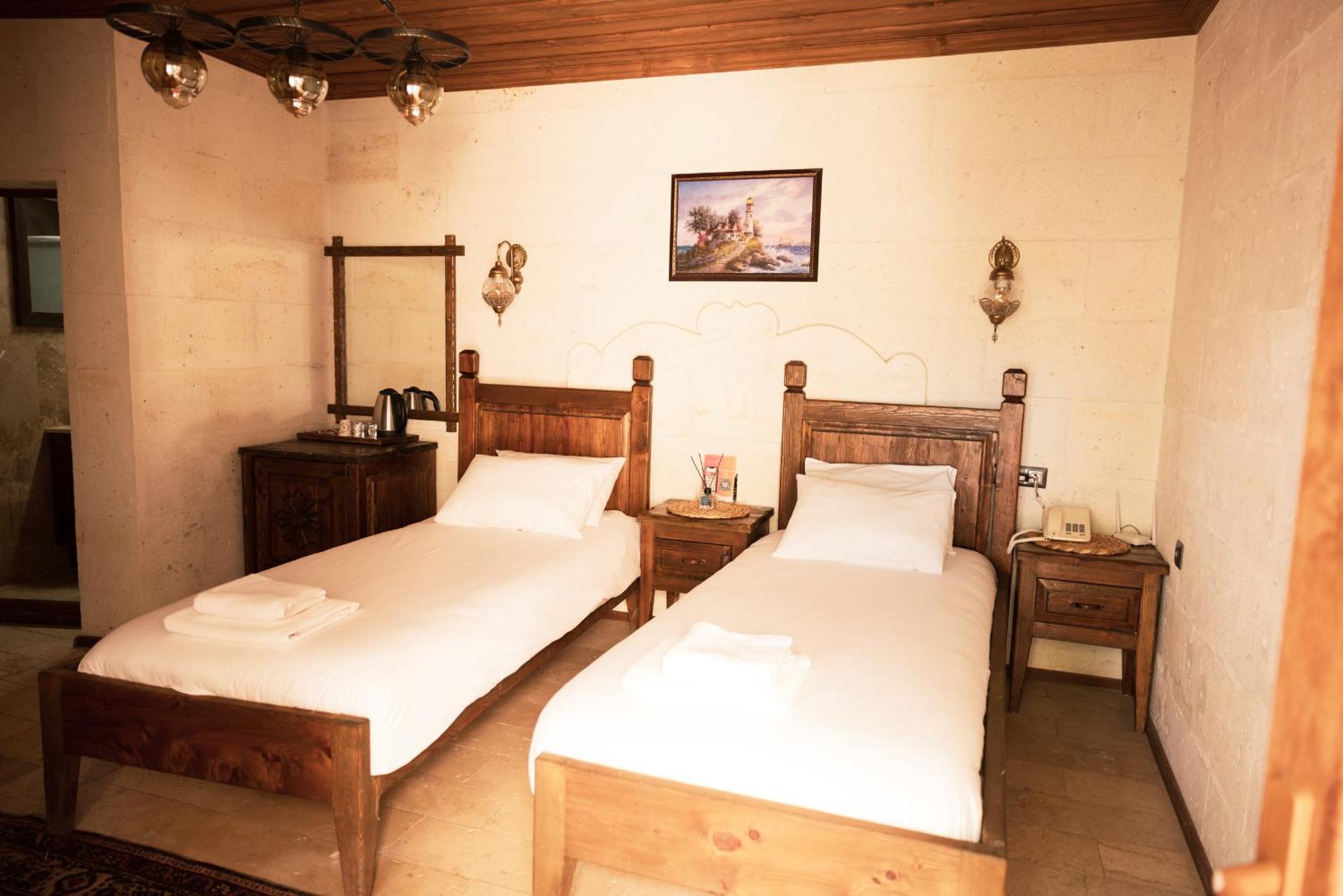 Deluxe Double or Twin Room with Balcony